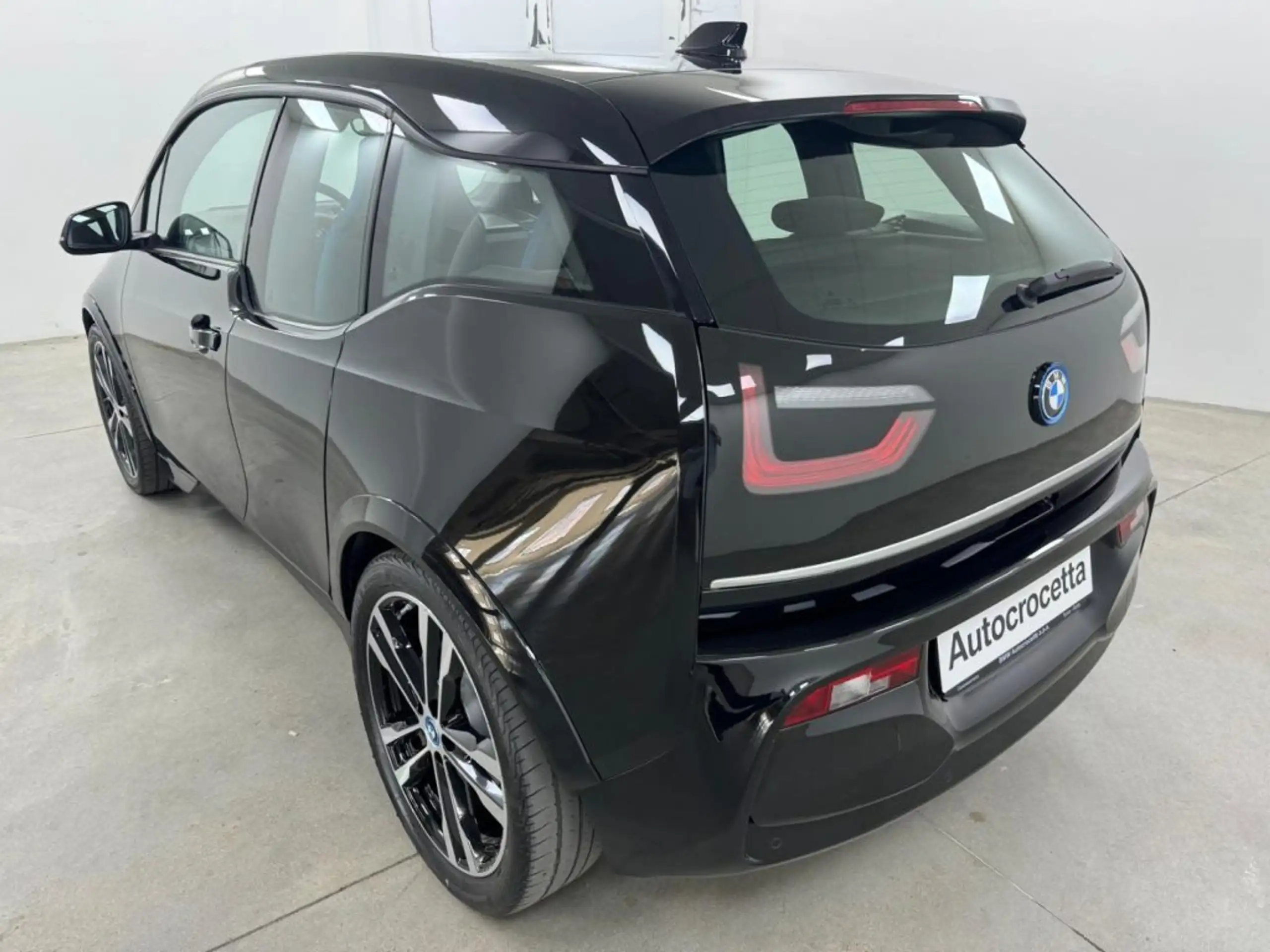 BMW - i3