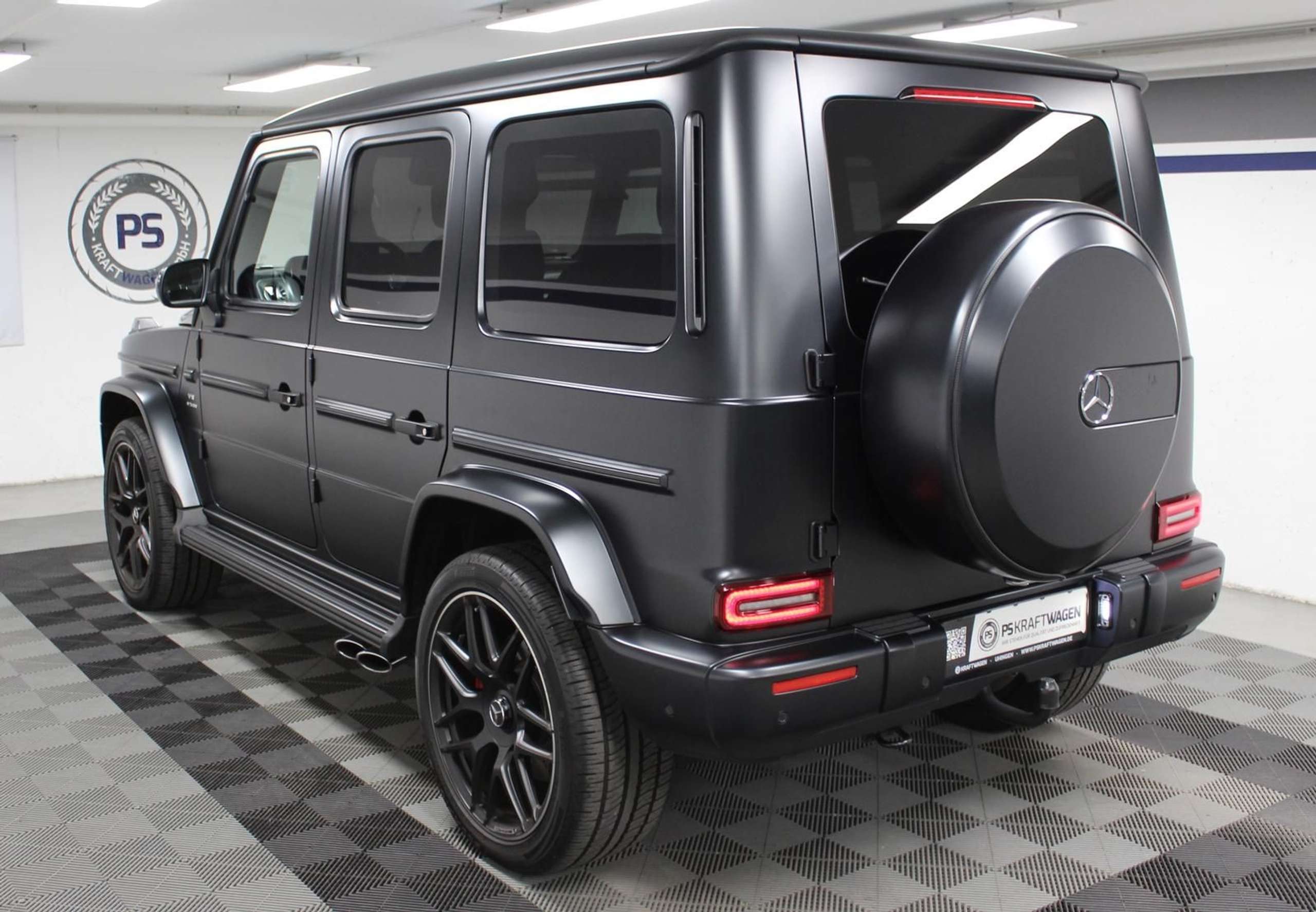 Mercedes-Benz - G 63 AMG