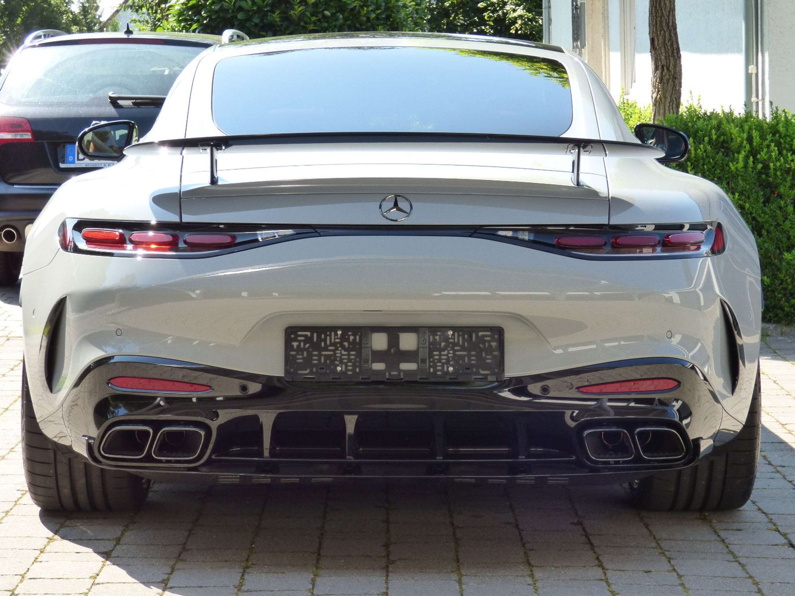 Mercedes-Benz - AMG GT