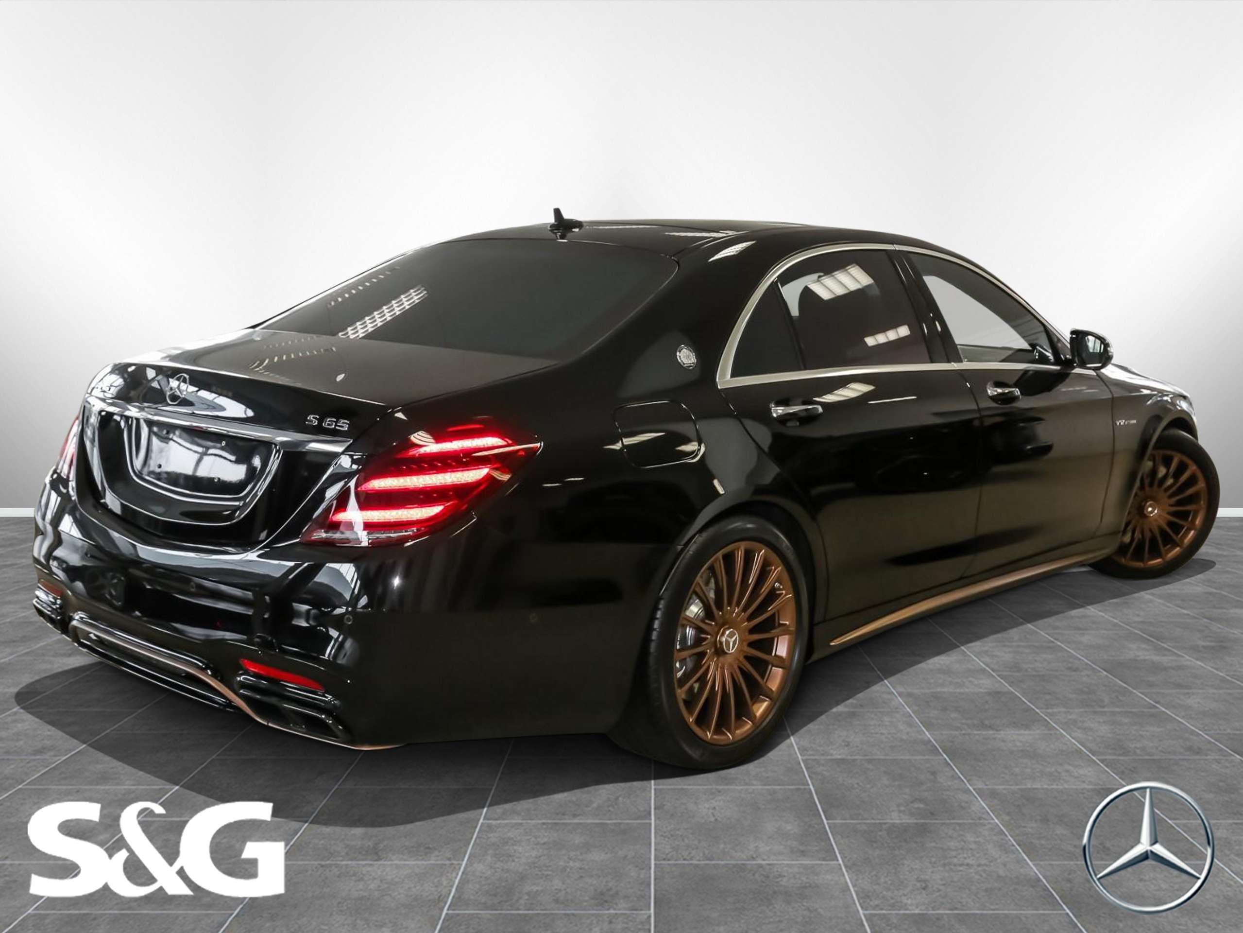 Mercedes-Benz - S 65 AMG