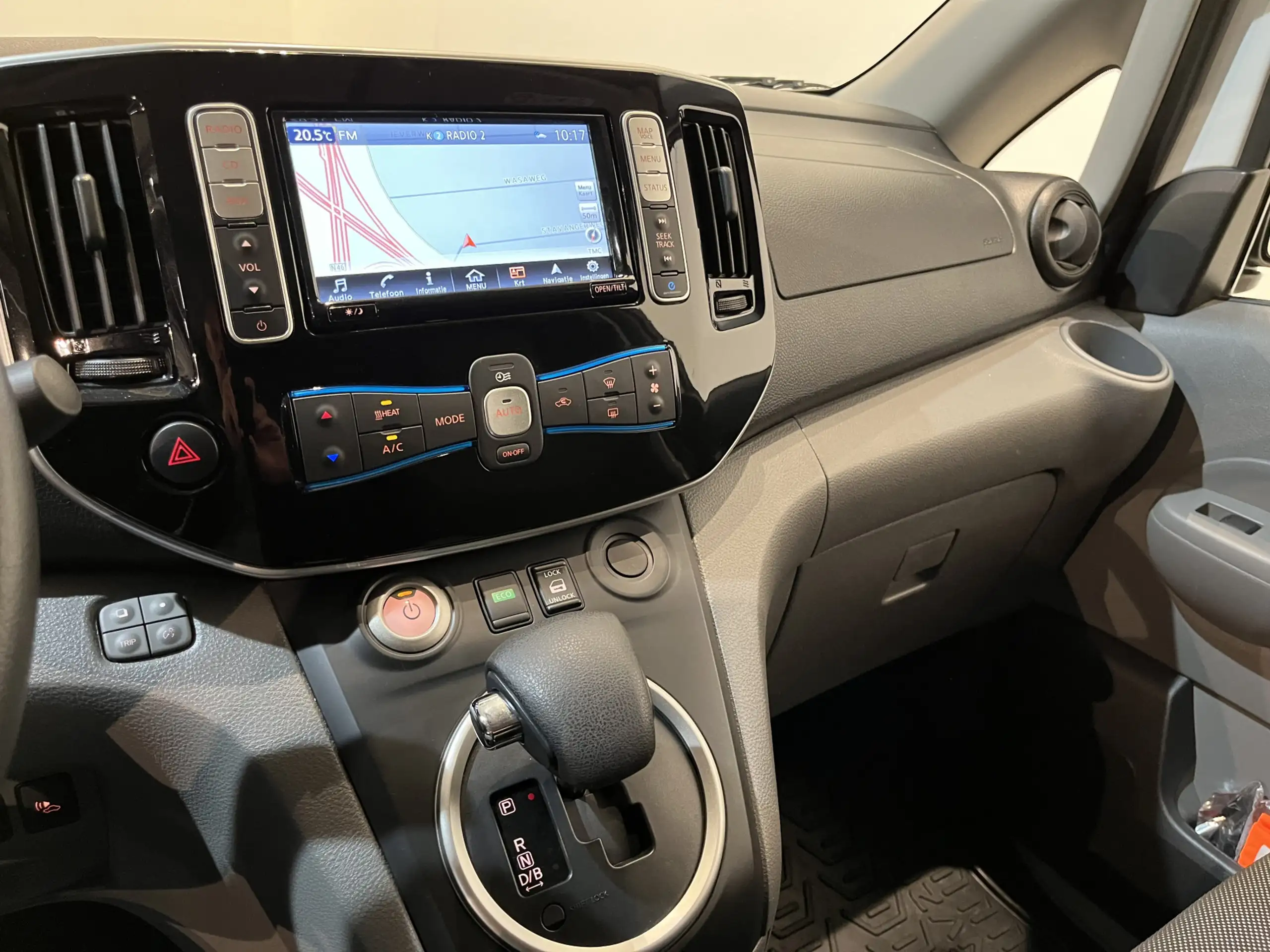 Nissan - E-NV200