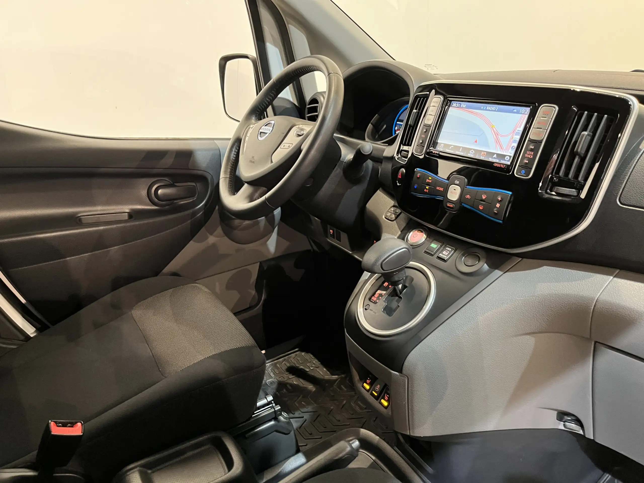 Nissan - E-NV200