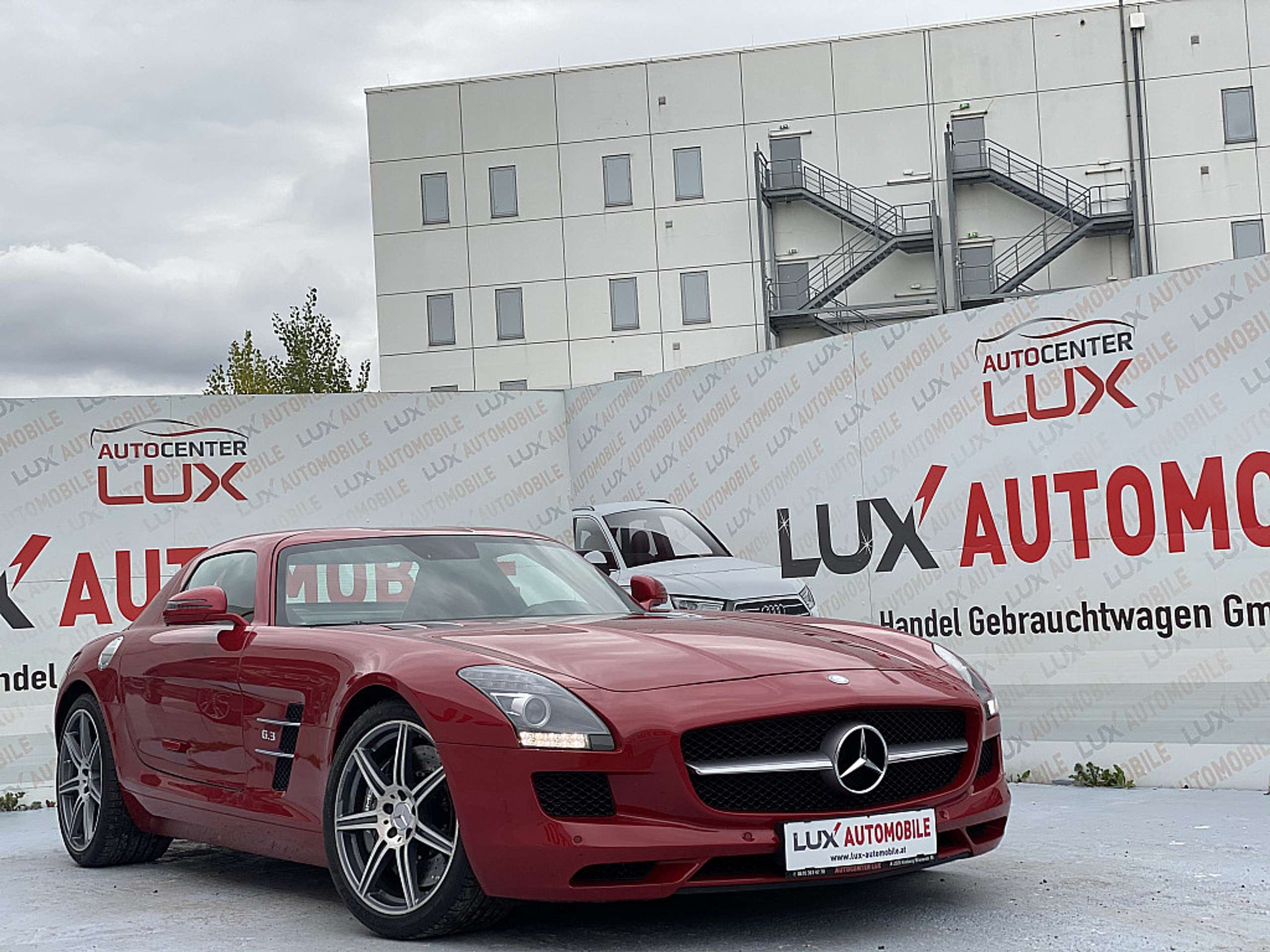 Mercedes-Benz - SLS