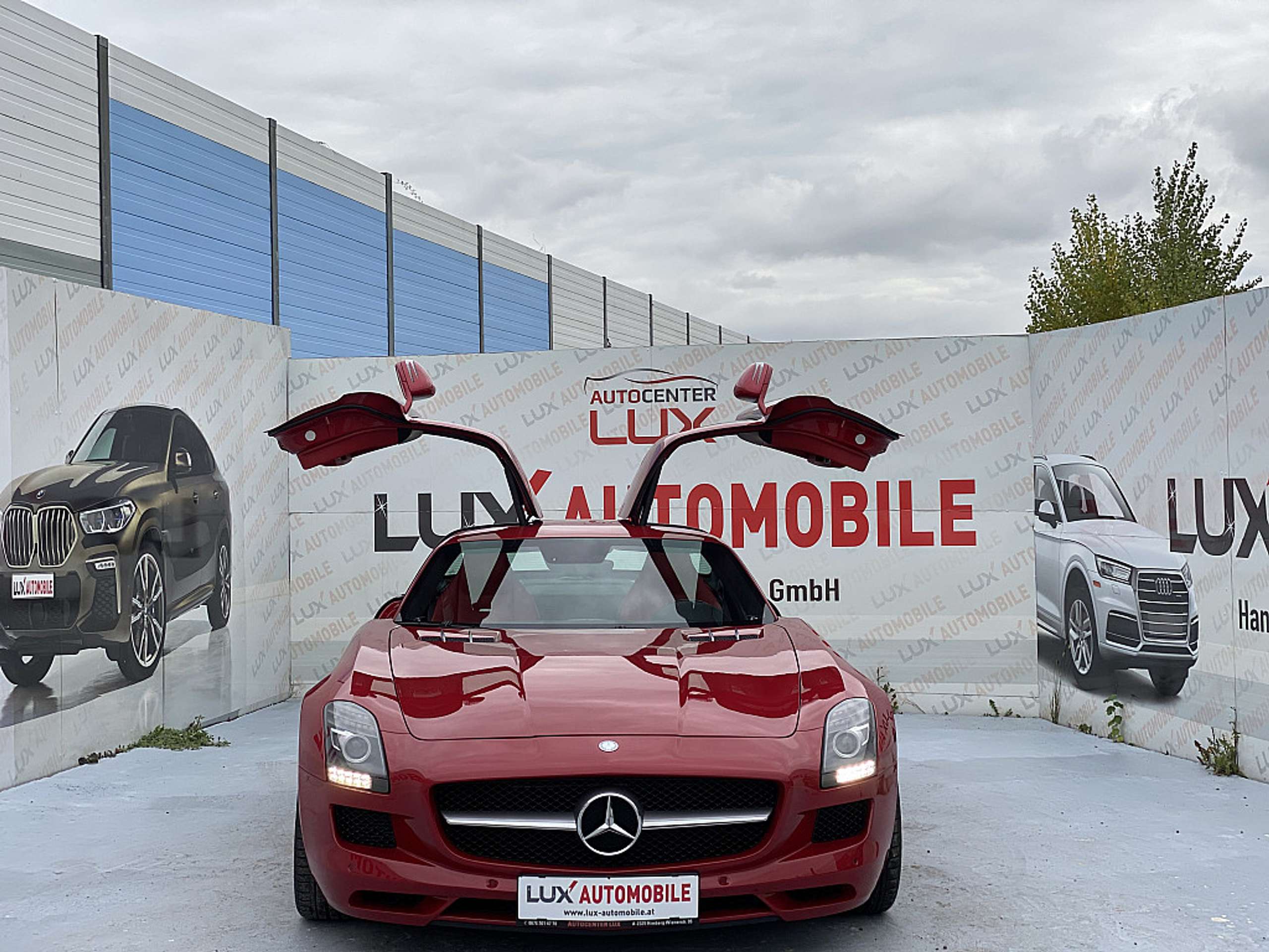 Mercedes-Benz SLS 2011