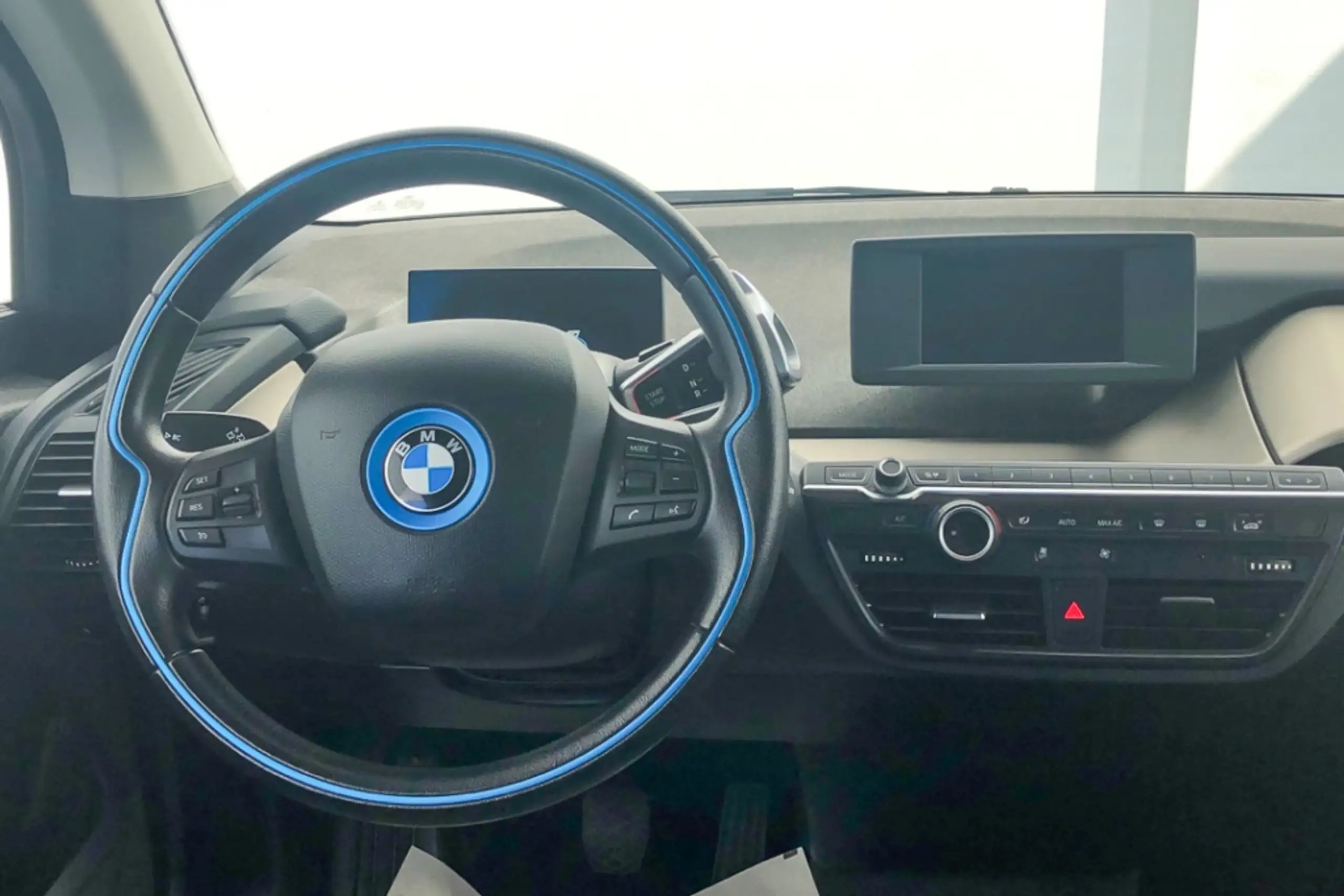 BMW - i3