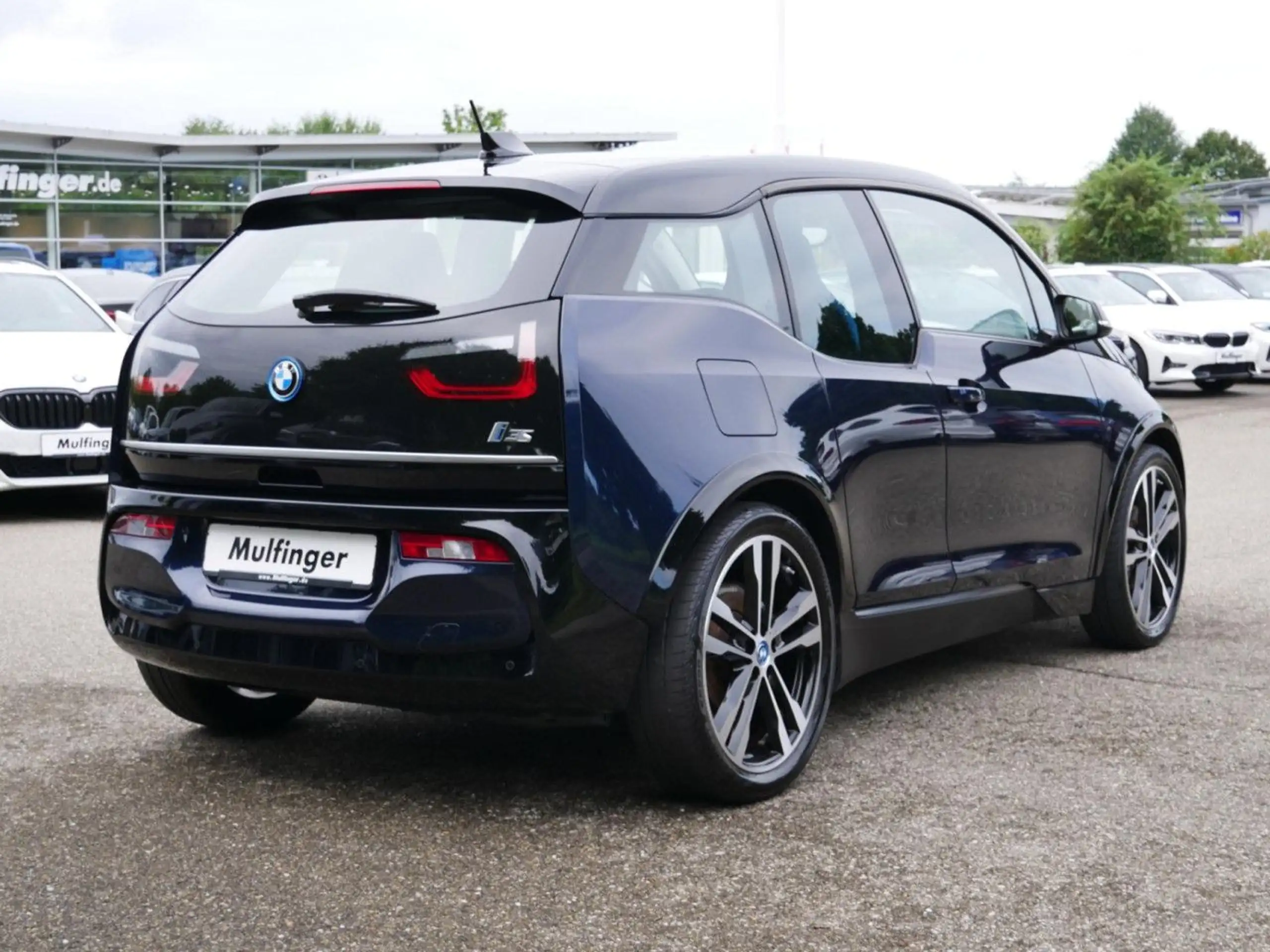 BMW - i3