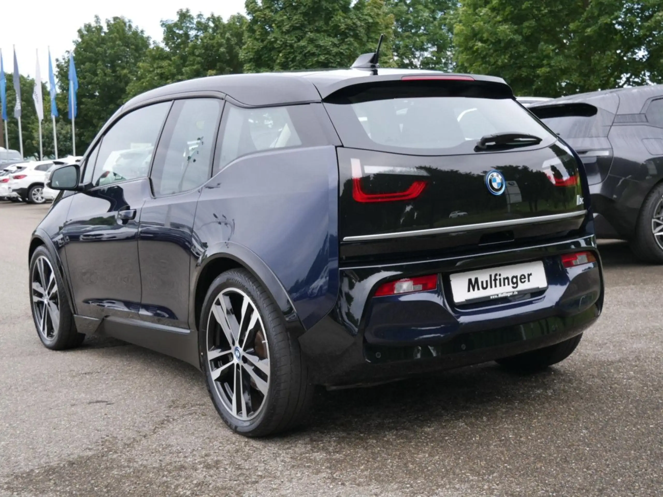 BMW - i3