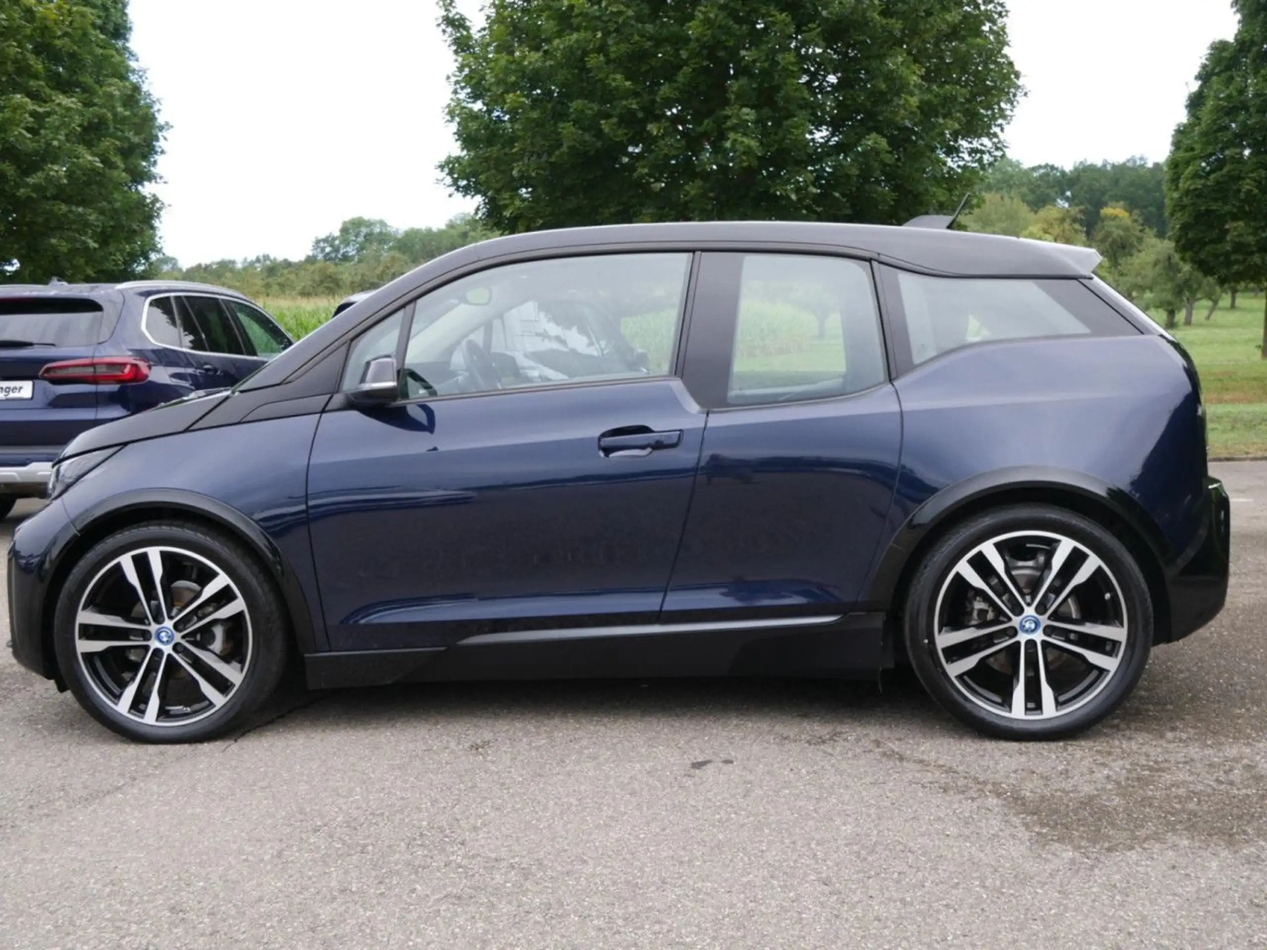 BMW - i3