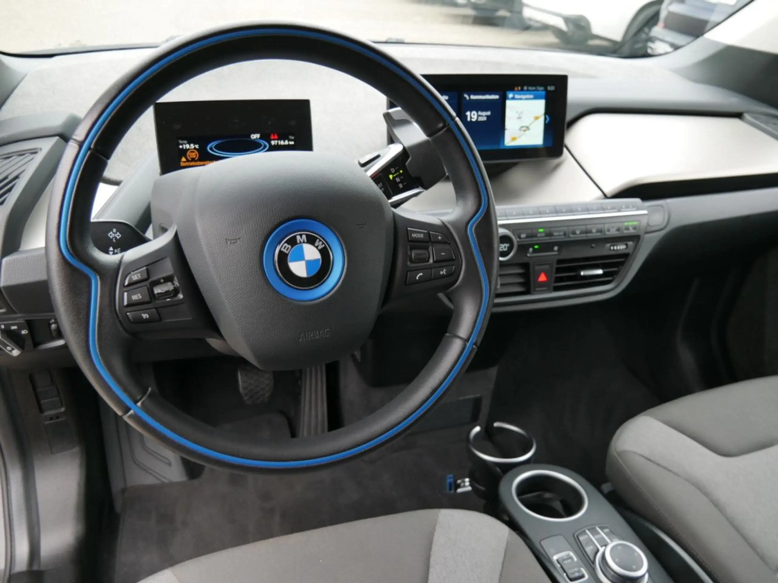 BMW - i3