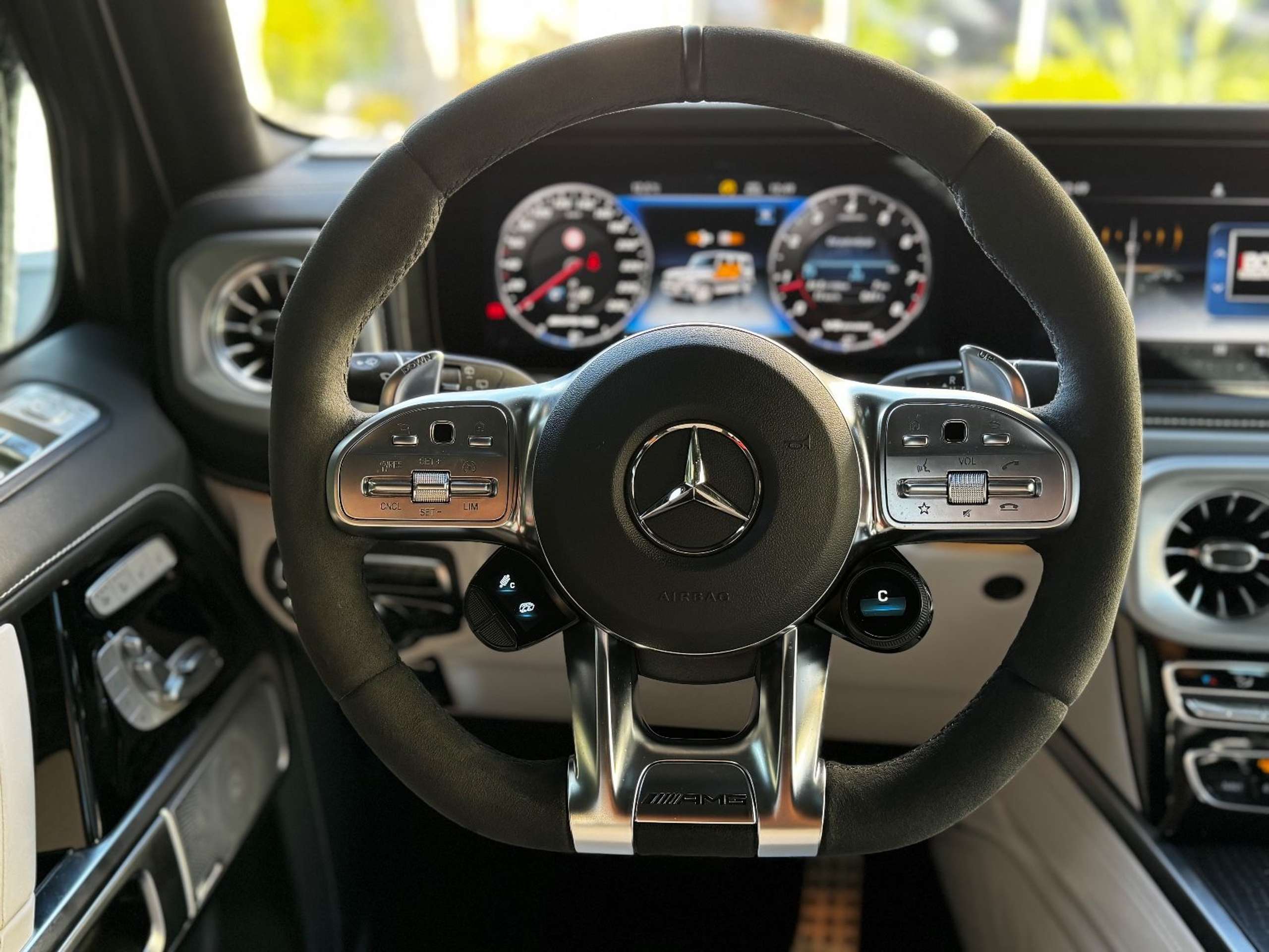 Mercedes-Benz - G 63 AMG