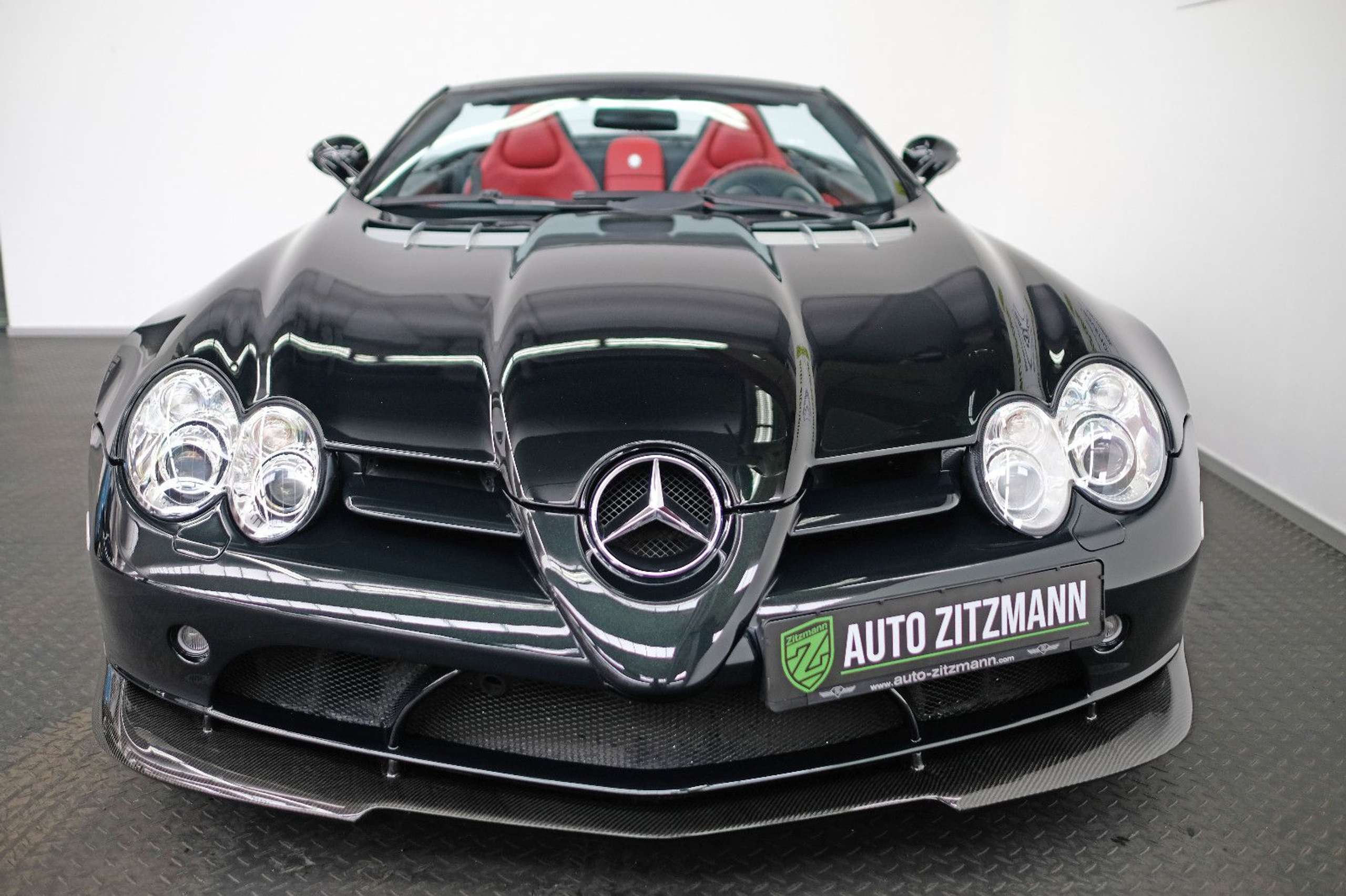 Mercedes-Benz - SLR