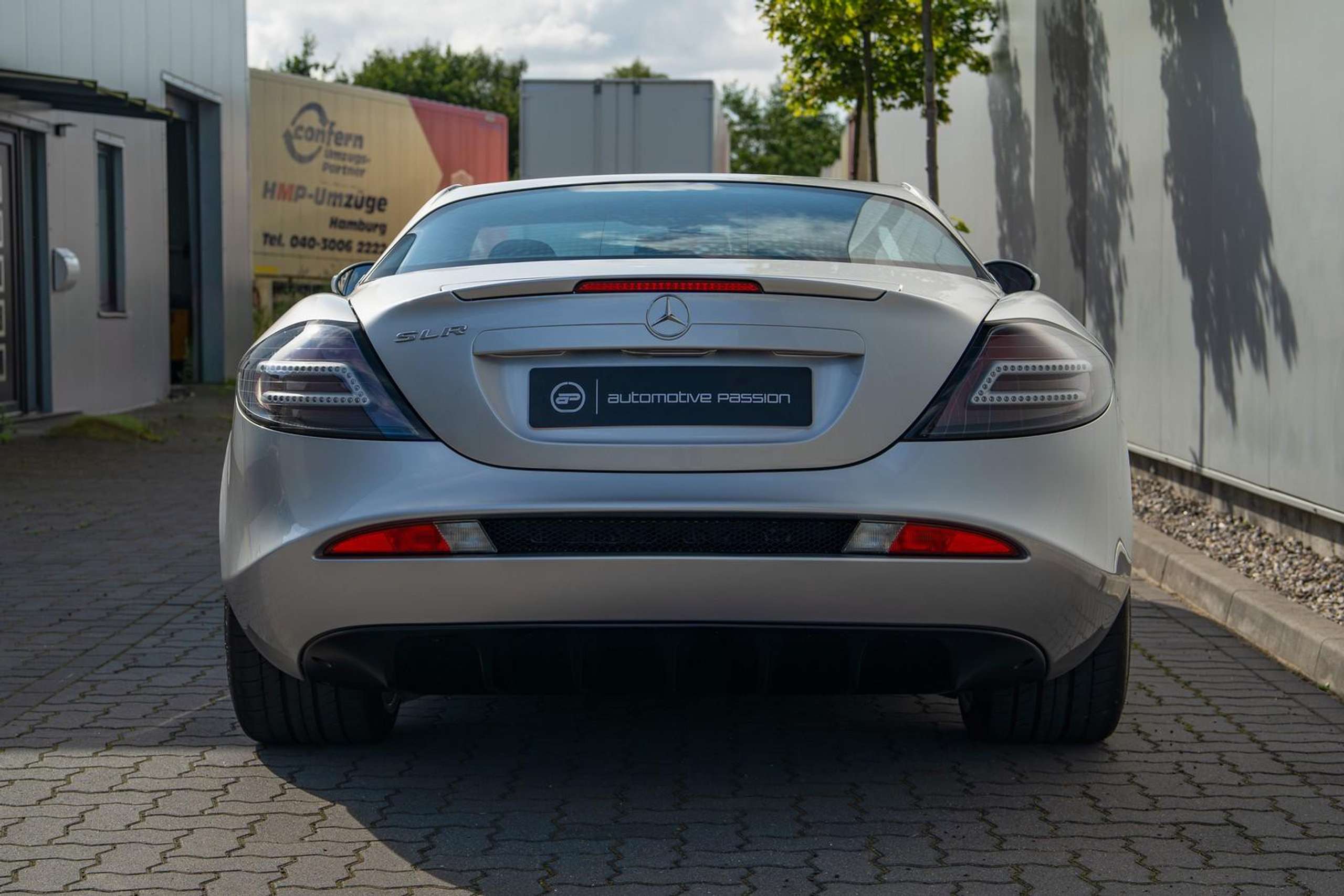 Mercedes-Benz - SLR