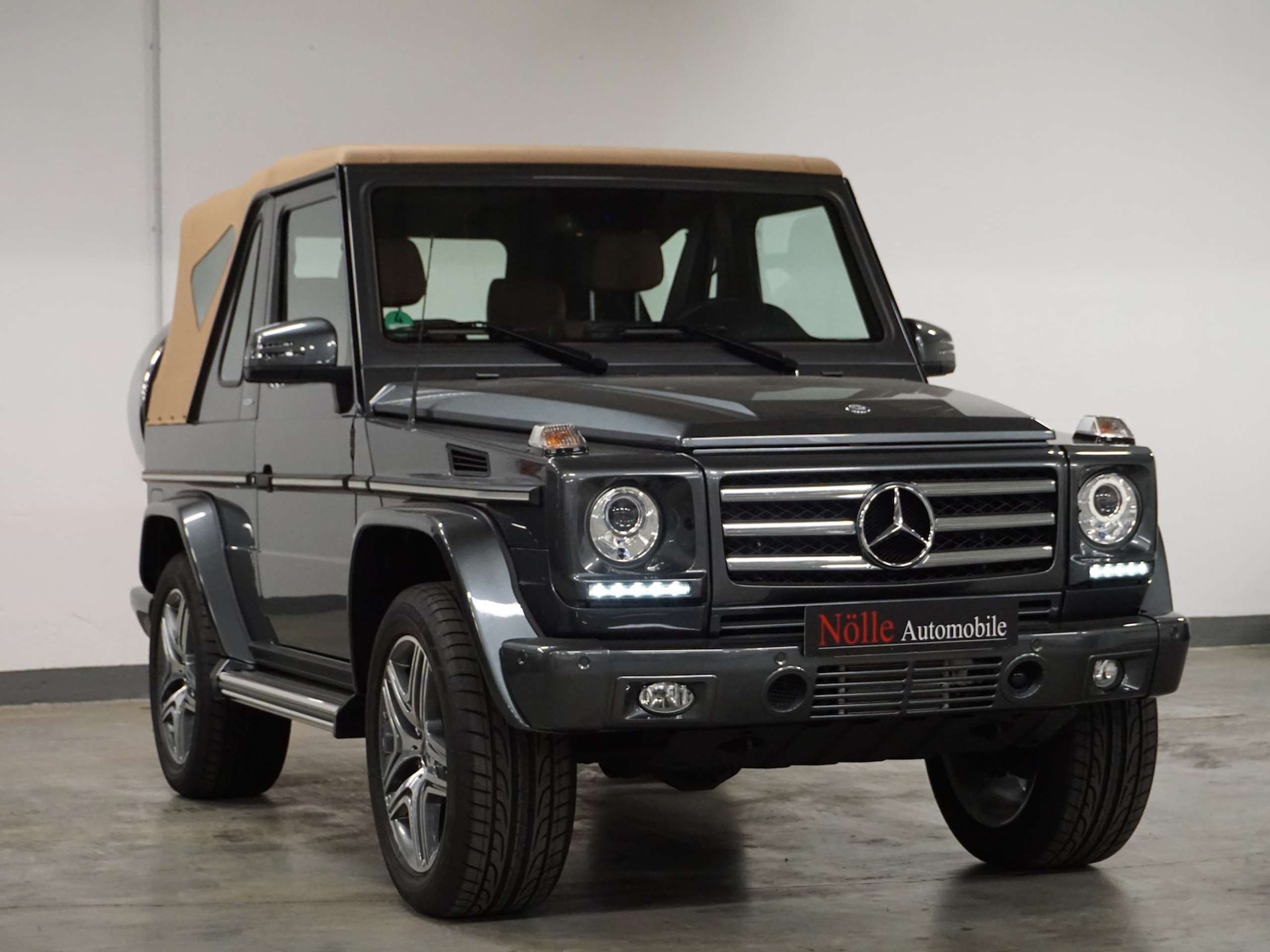 Mercedes-Benz - G 500