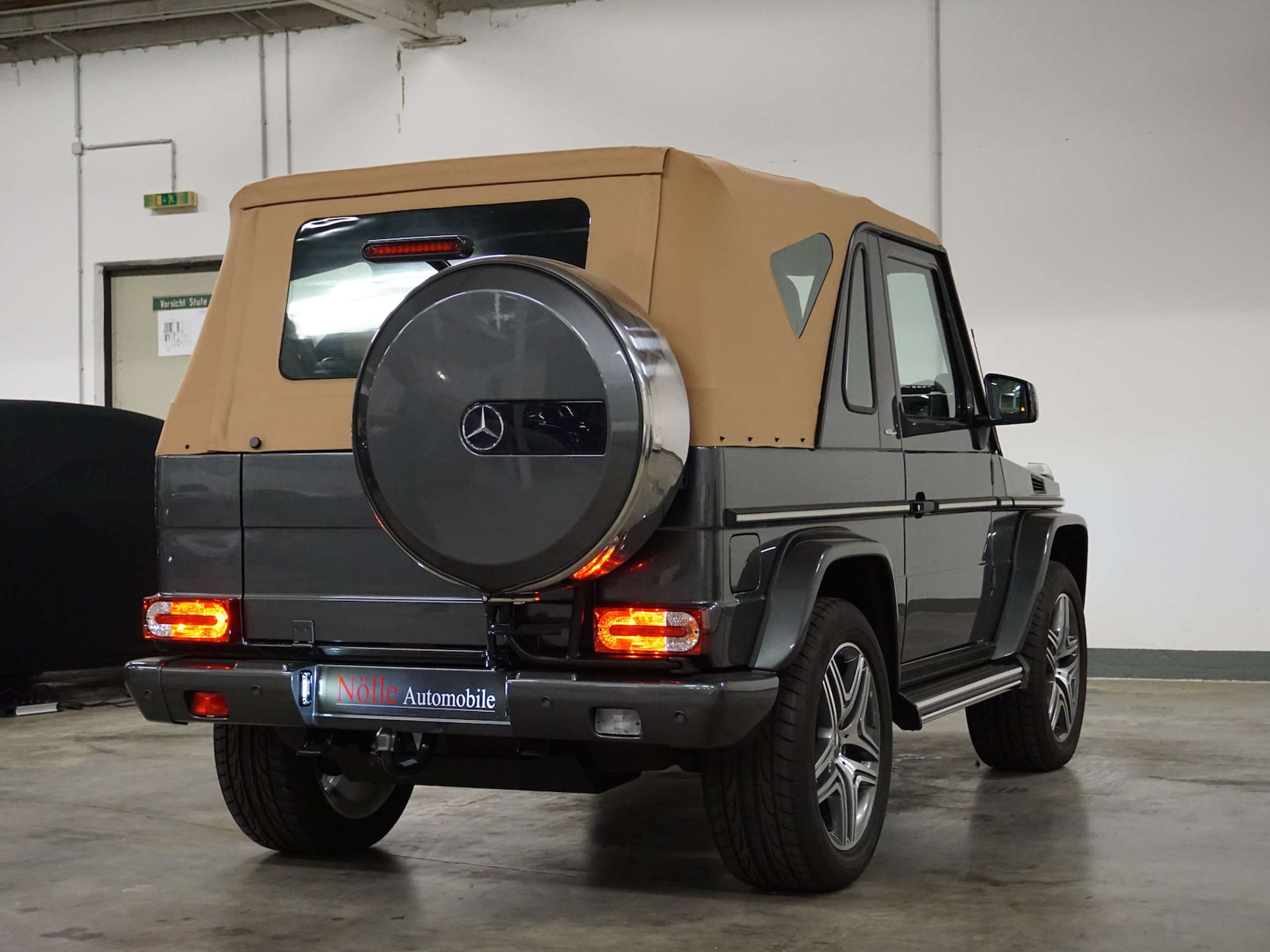 Mercedes-Benz - G 500