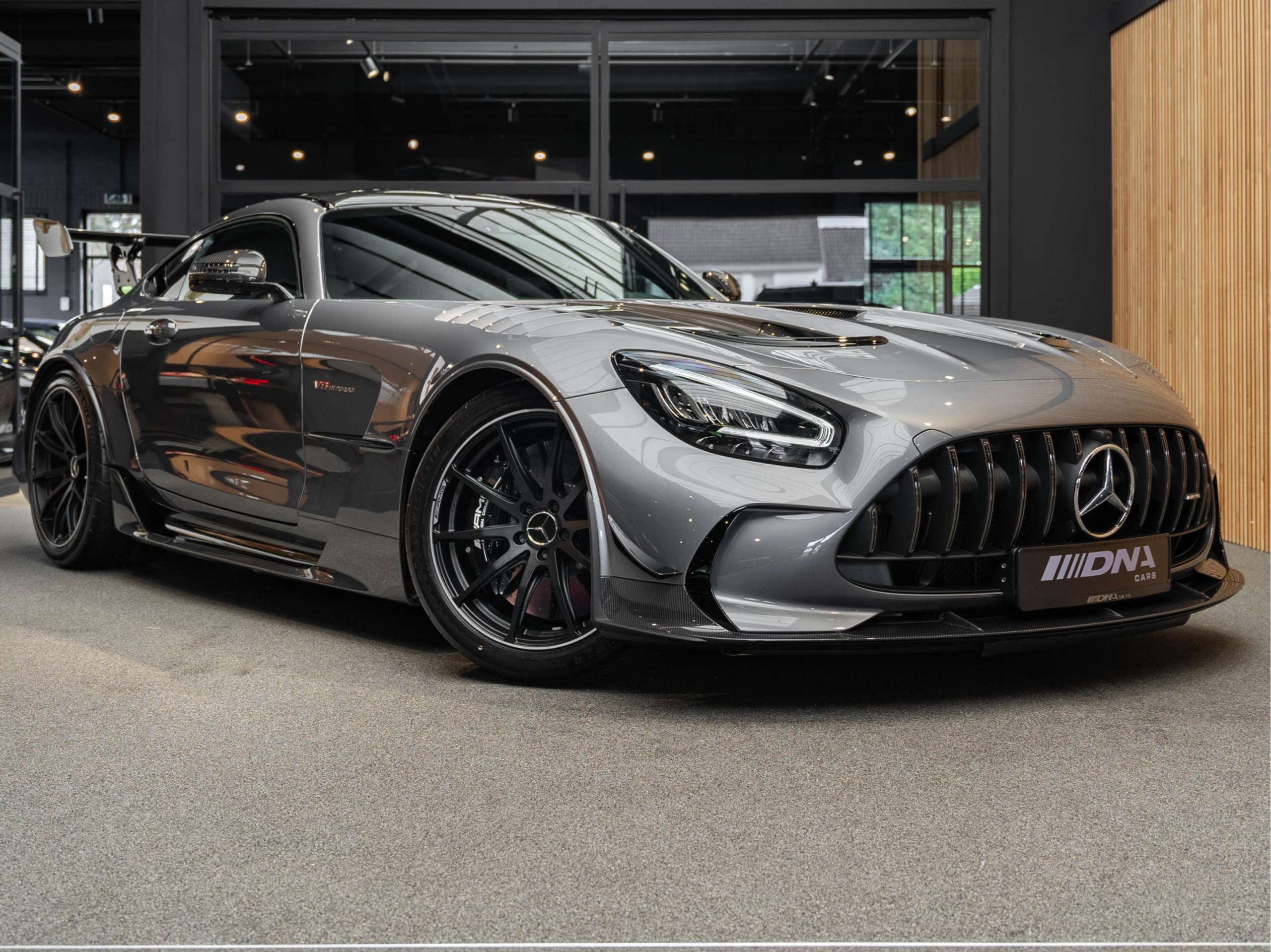 Mercedes-Benz - AMG GT