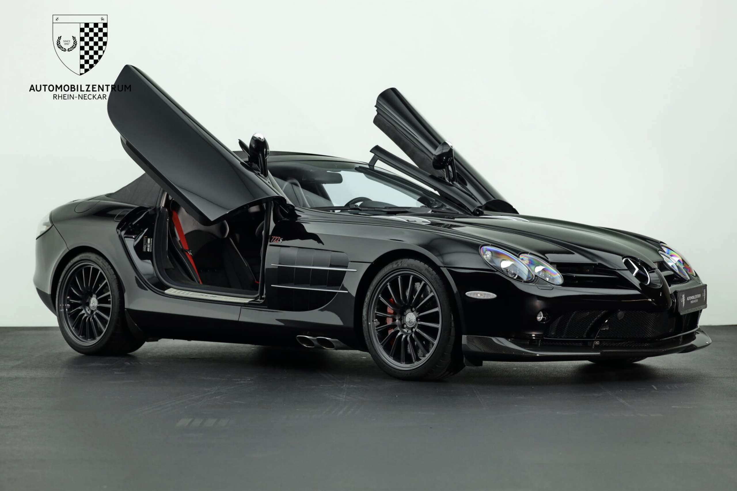 Mercedes-Benz - SLR