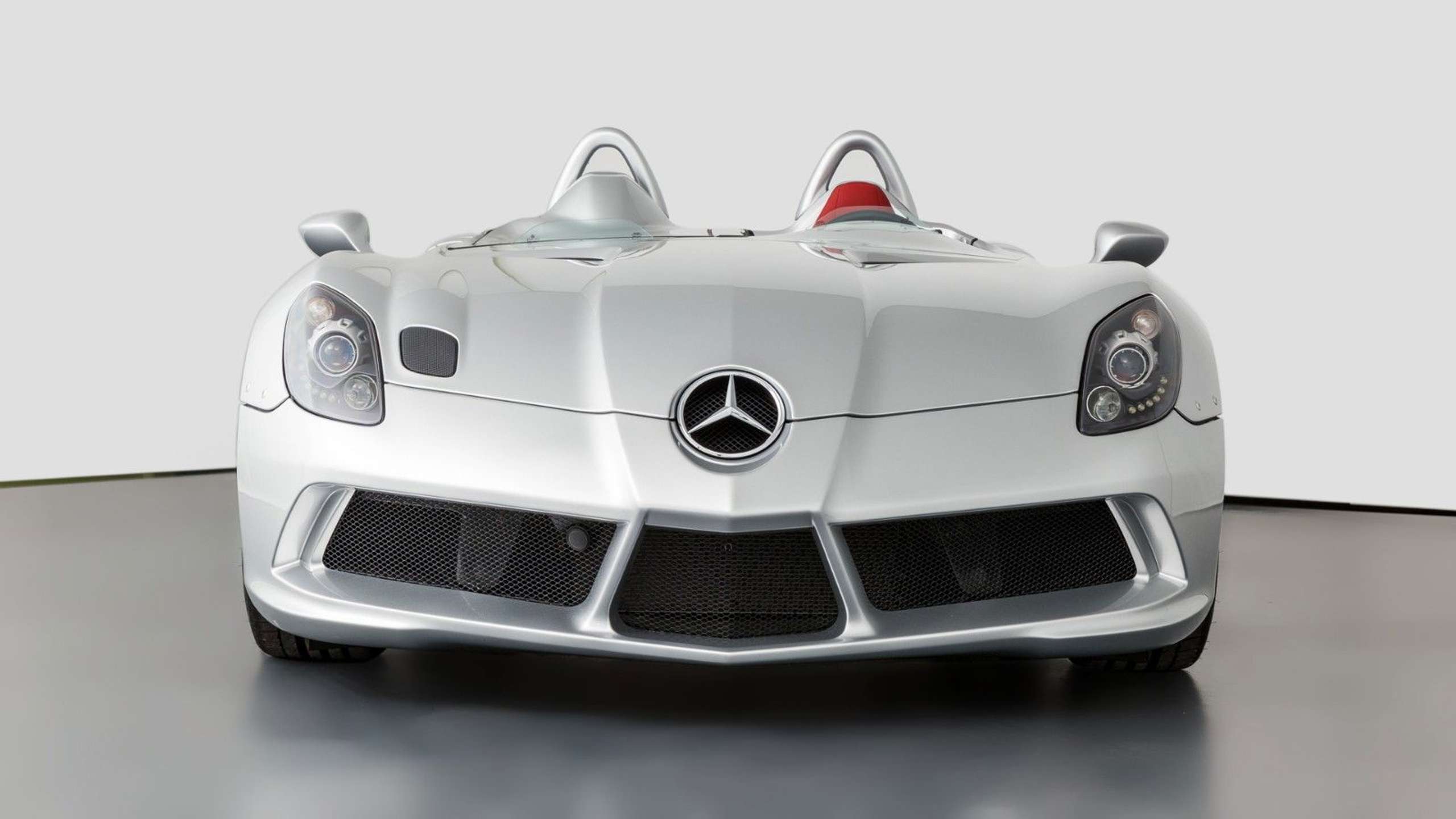 Mercedes-Benz - SLR