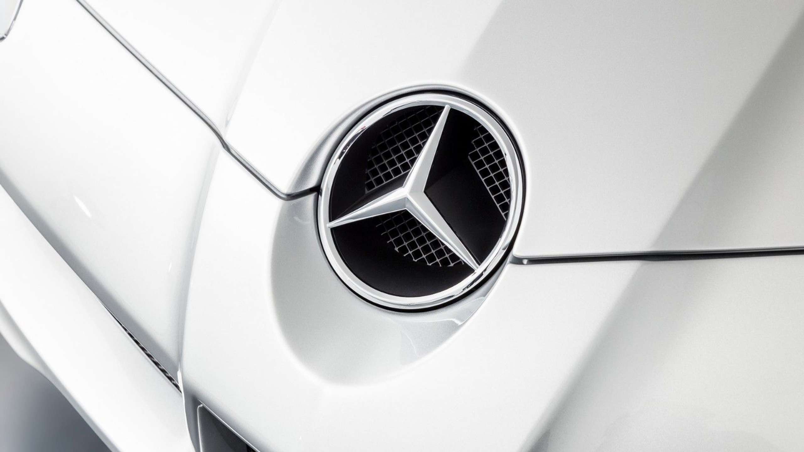 Mercedes-Benz - SLR