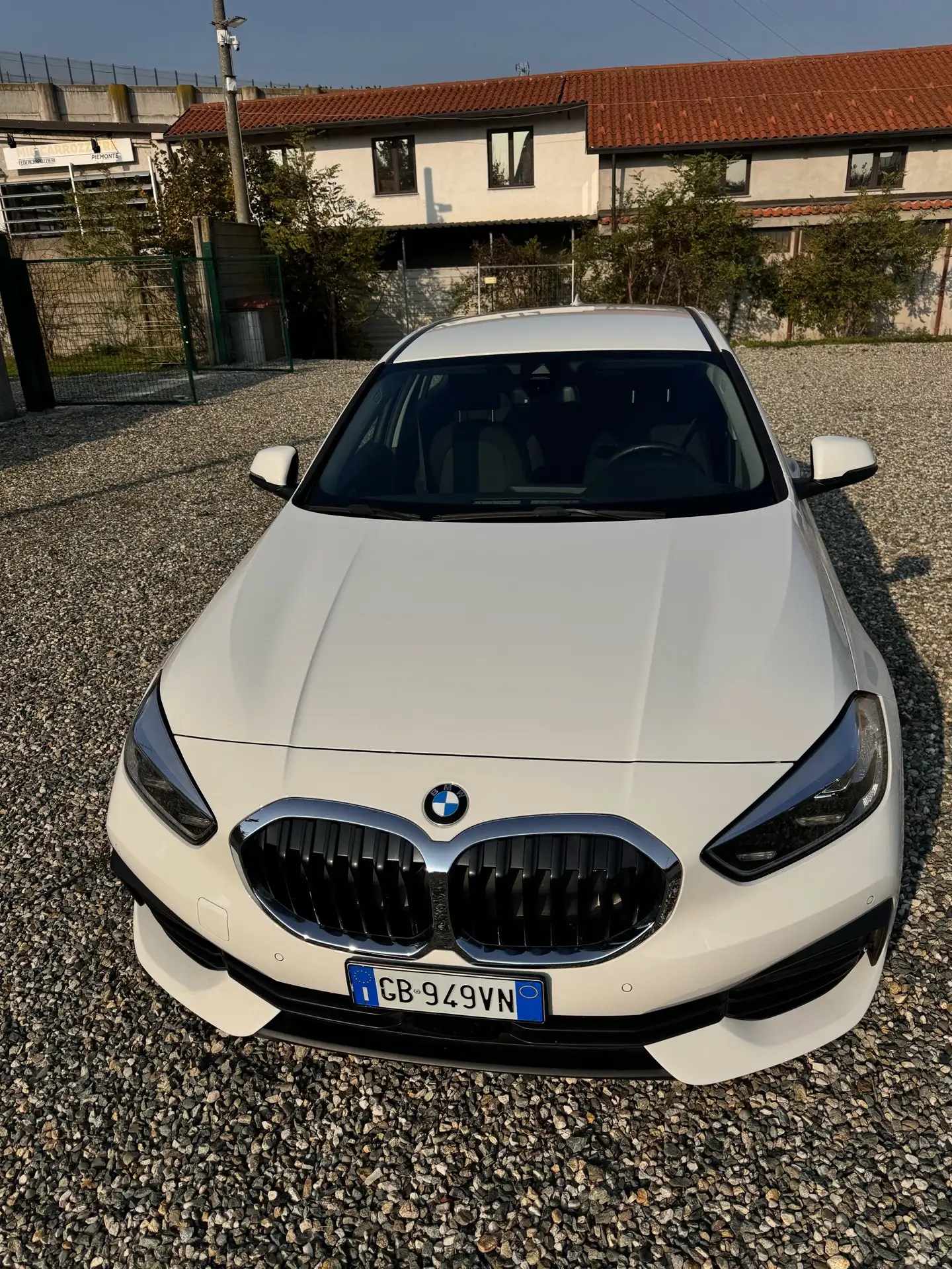 BMW - 118