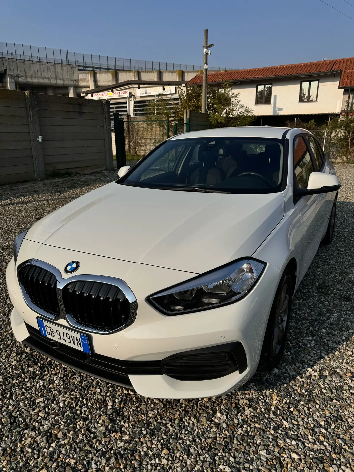 BMW - 118