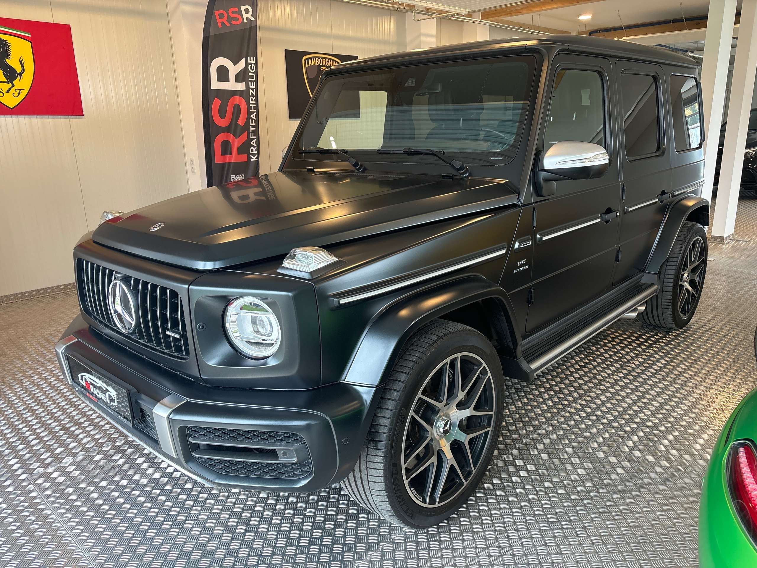 Mercedes-Benz - G 63 AMG