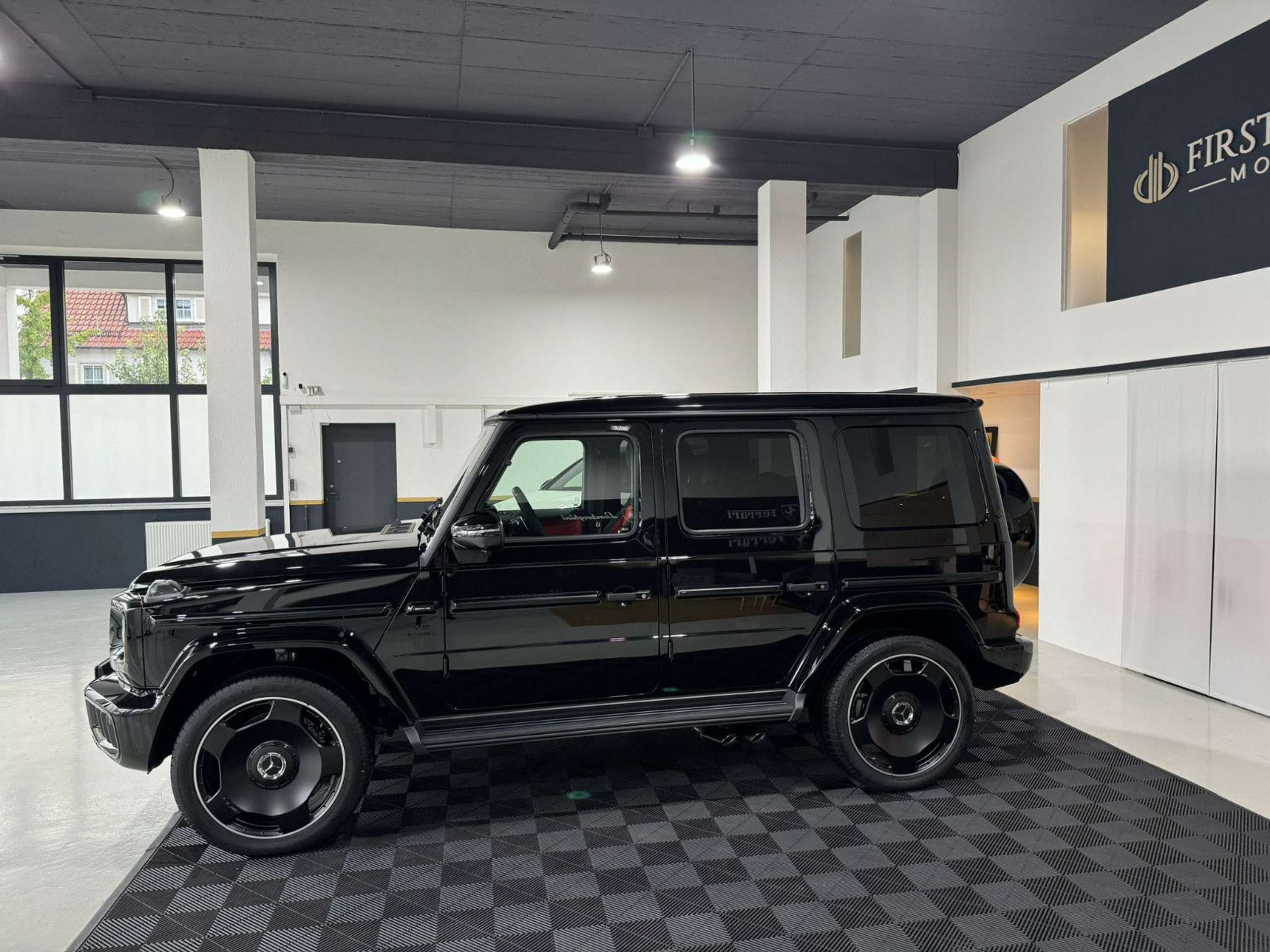 Mercedes-Benz - G 63 AMG