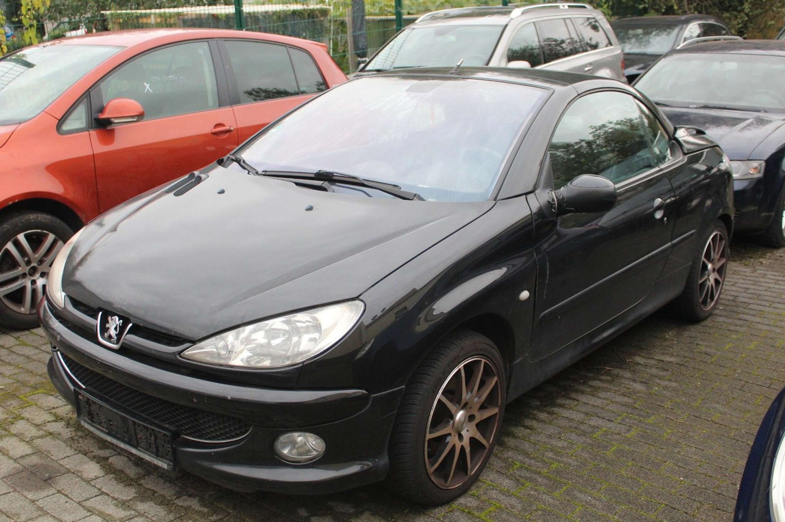 Peugeot - 206