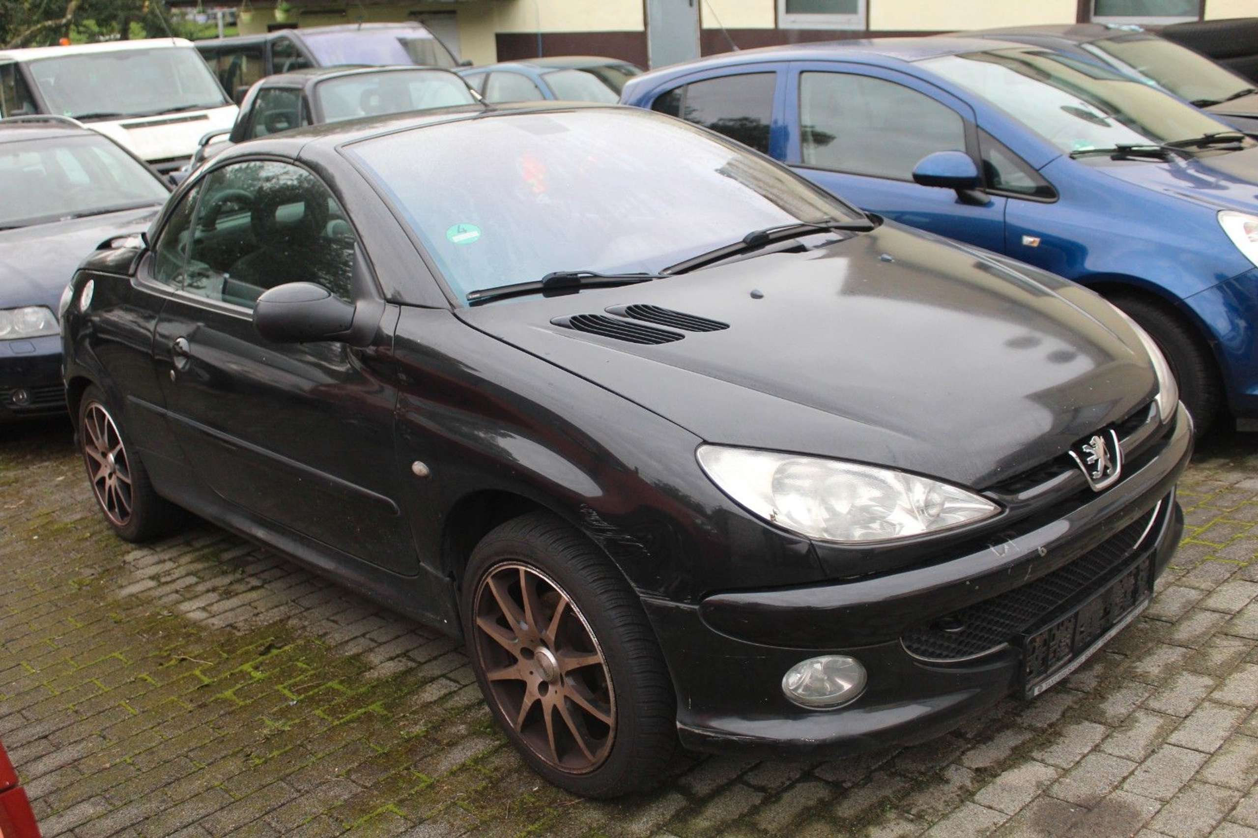 Peugeot - 206