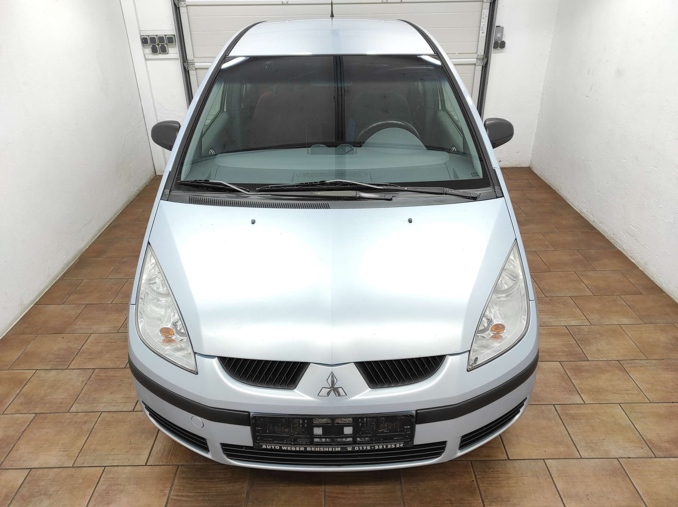 Mitsubishi - Colt