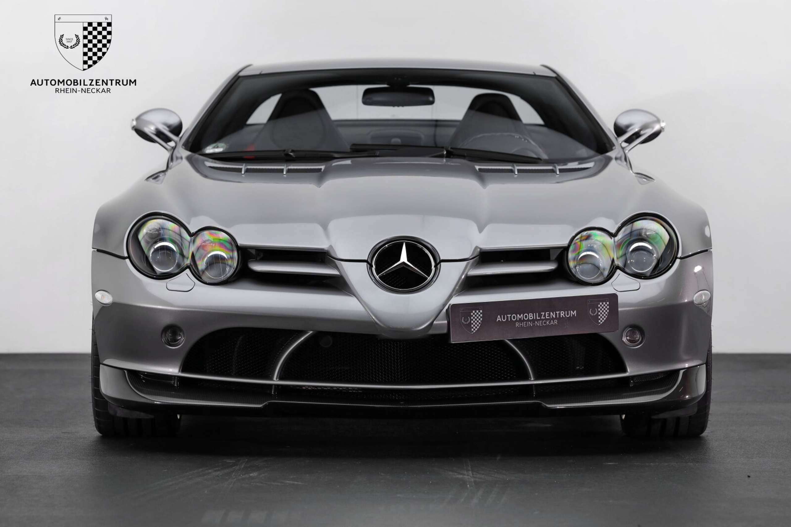 Mercedes-Benz - SLR