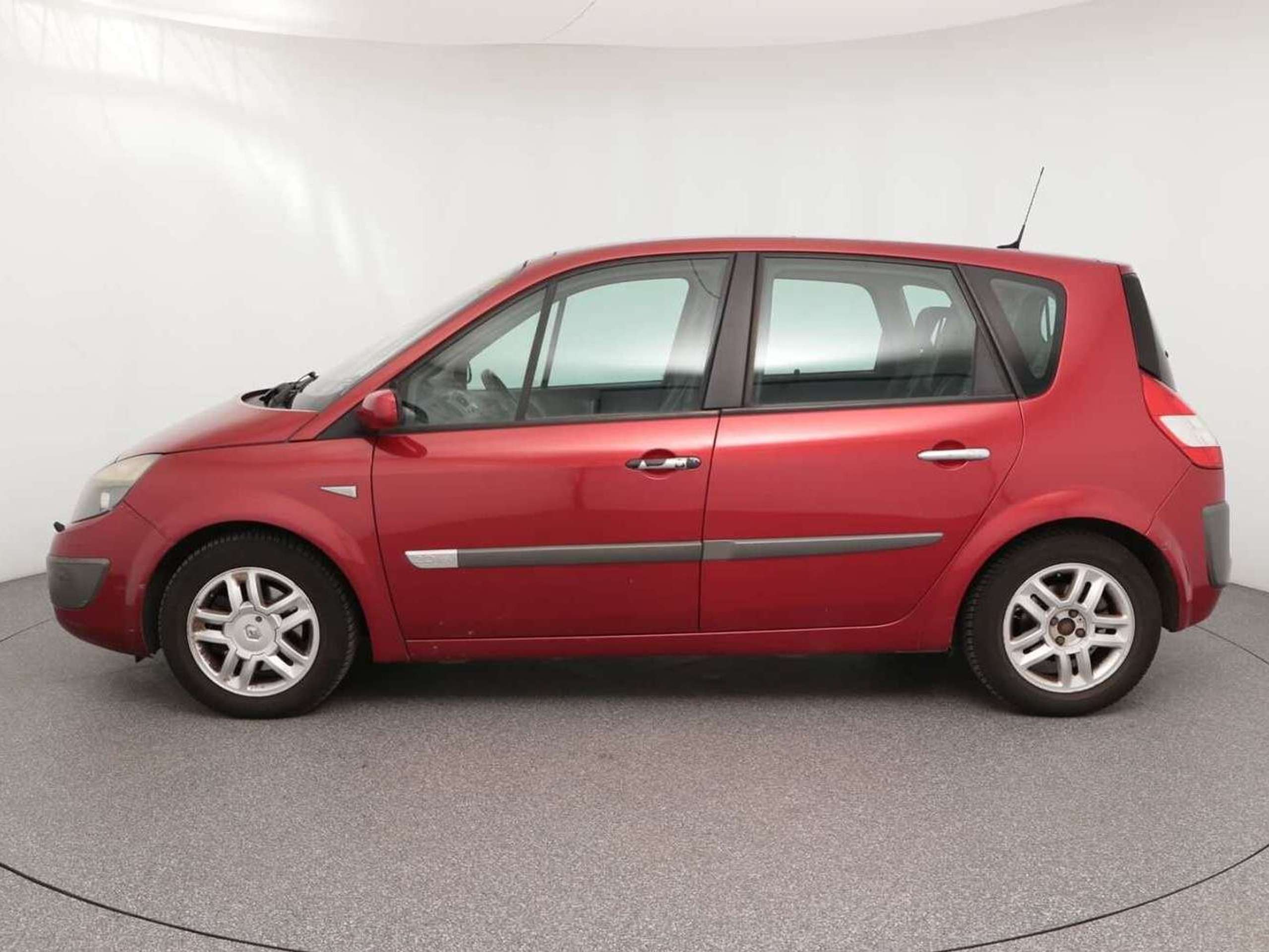 Renault - Scenic