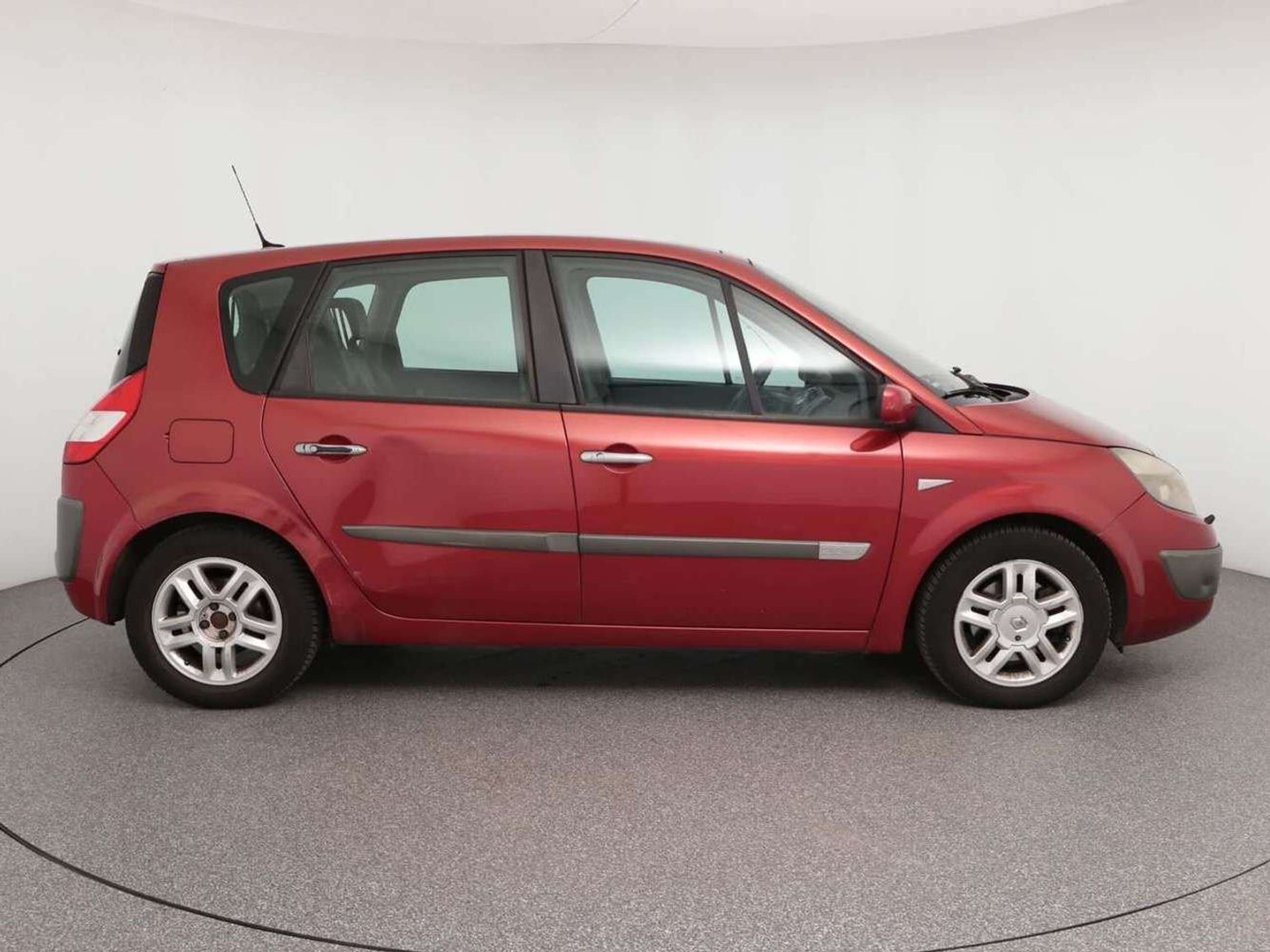 Renault - Scenic