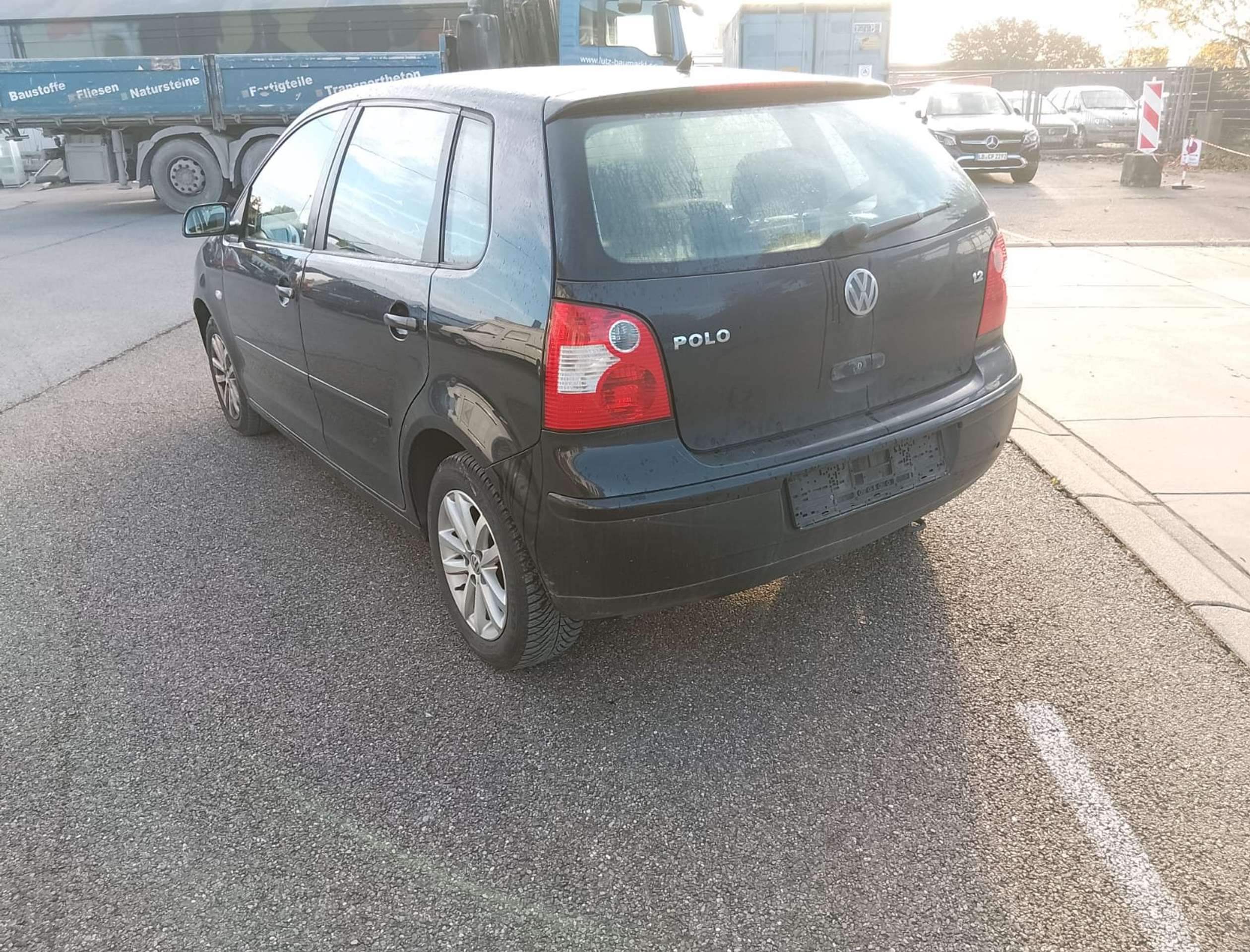 Volkswagen - Polo