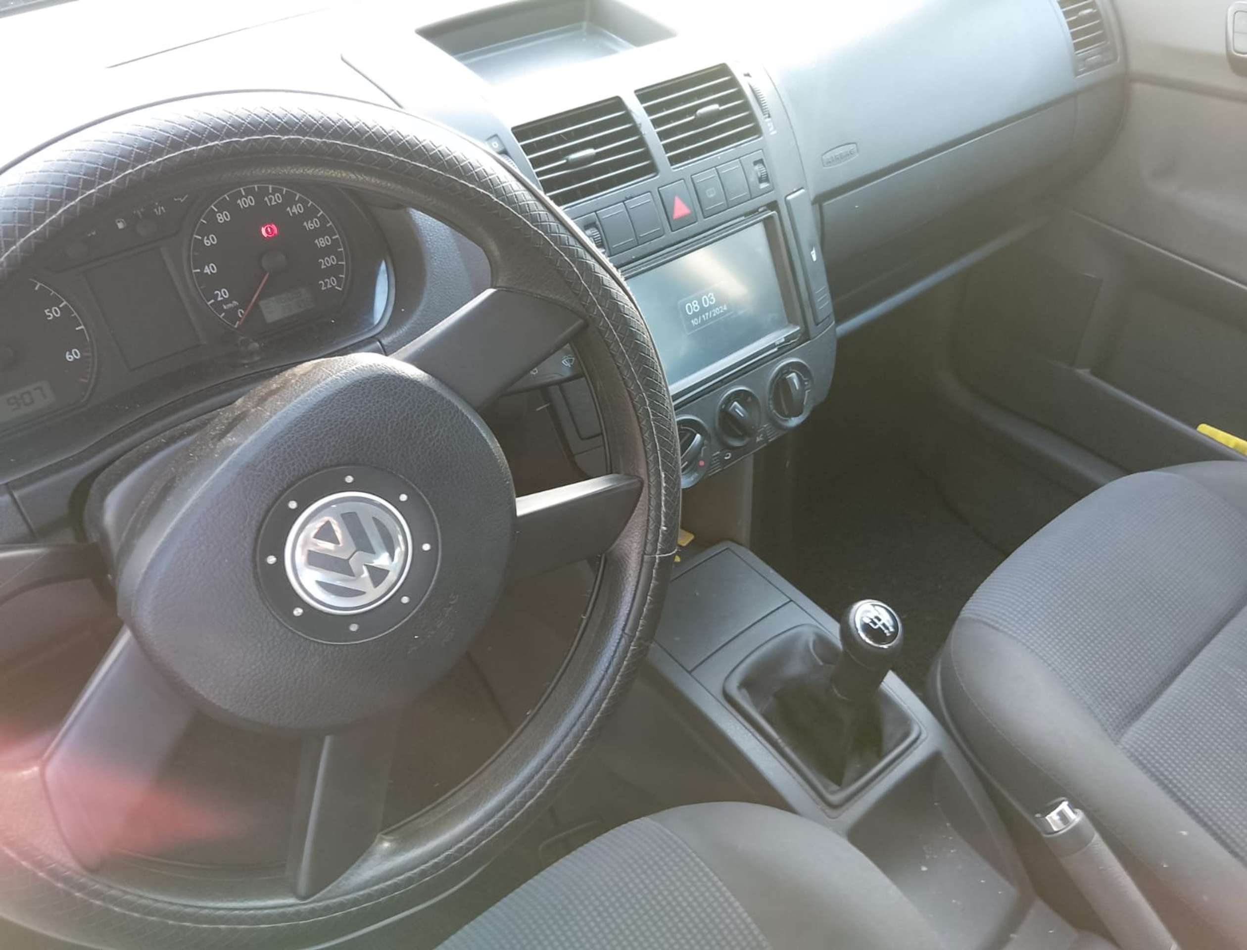 Volkswagen - Polo