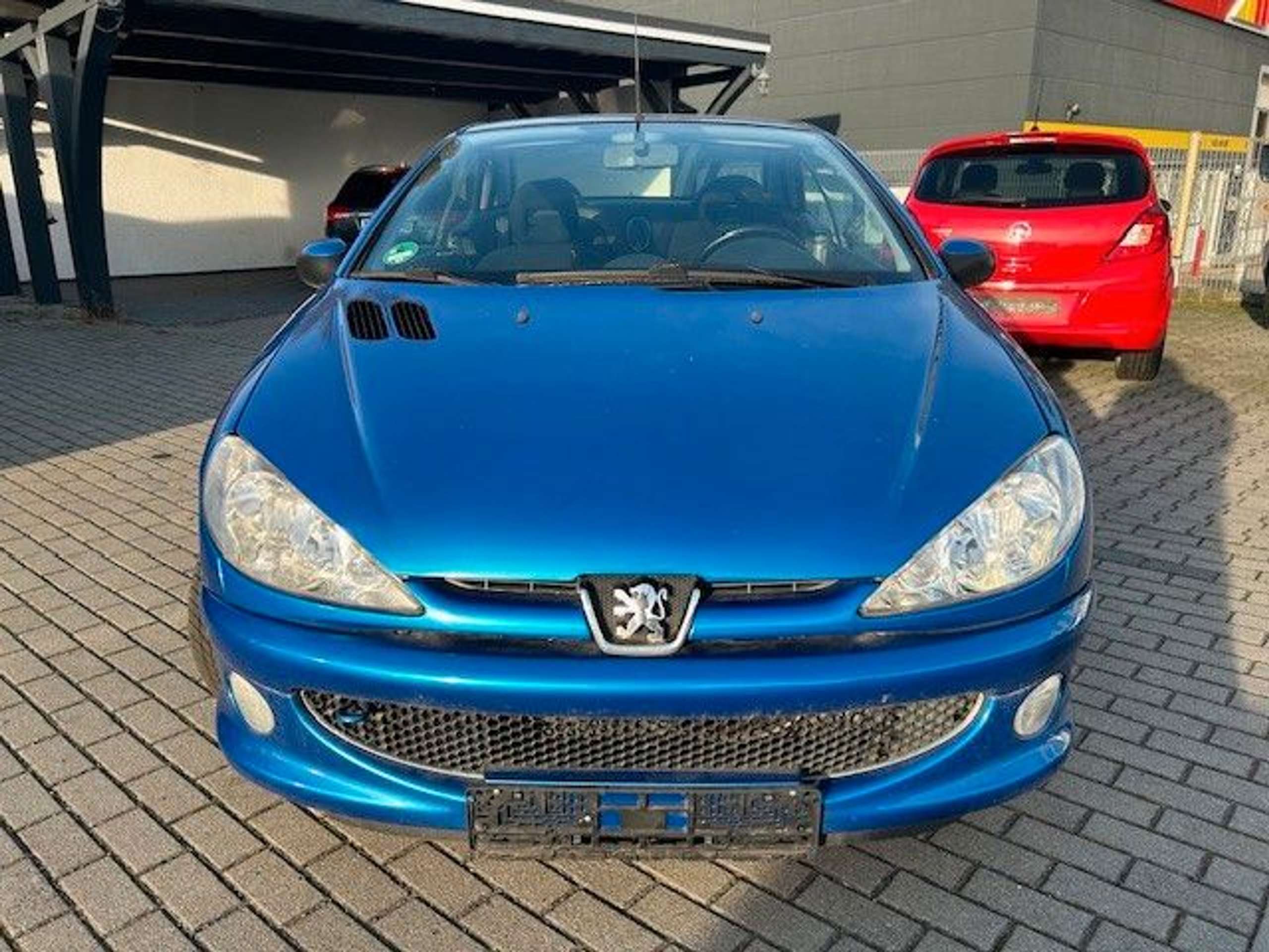 Peugeot - 206