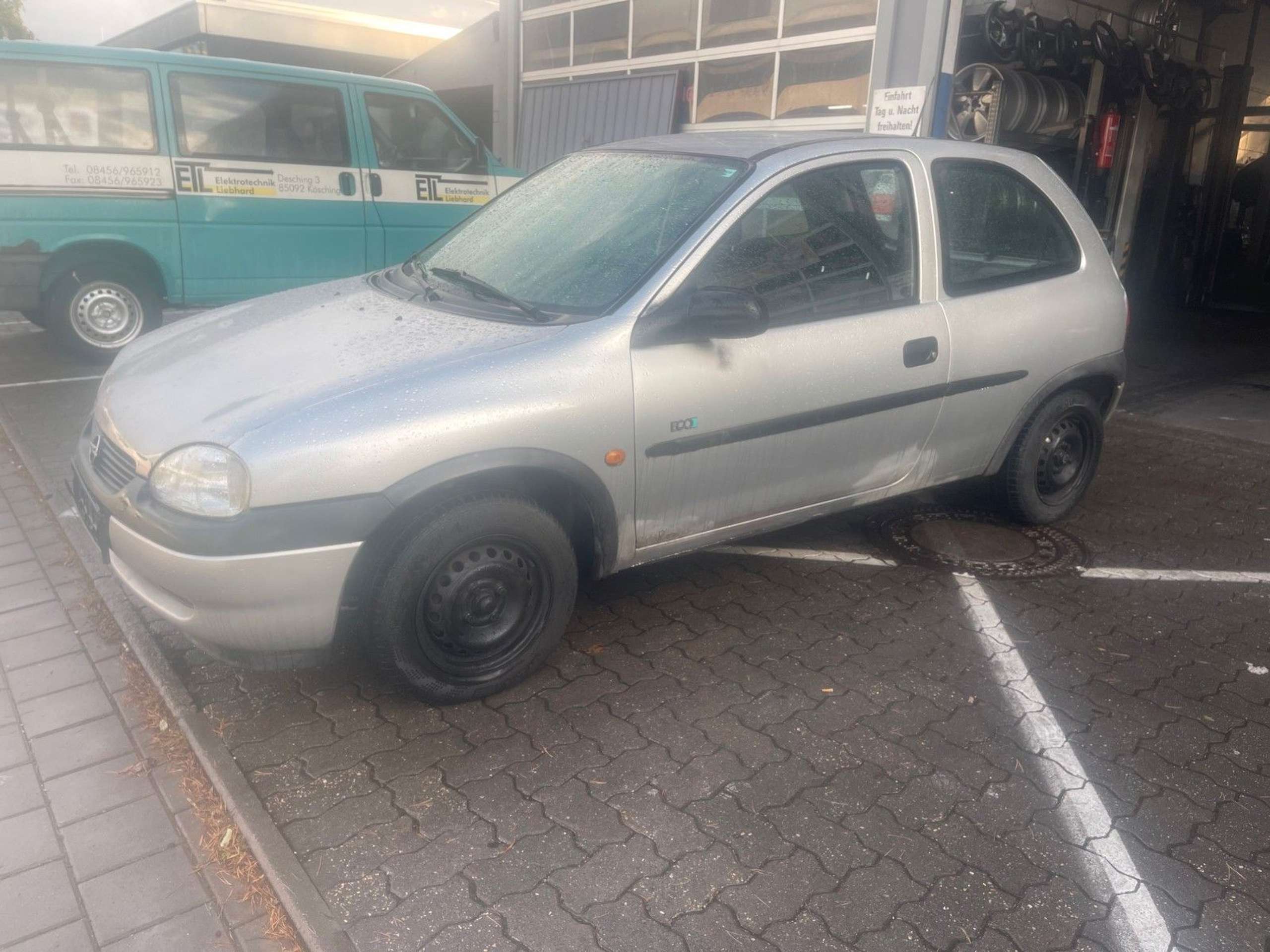 Opel - Corsa