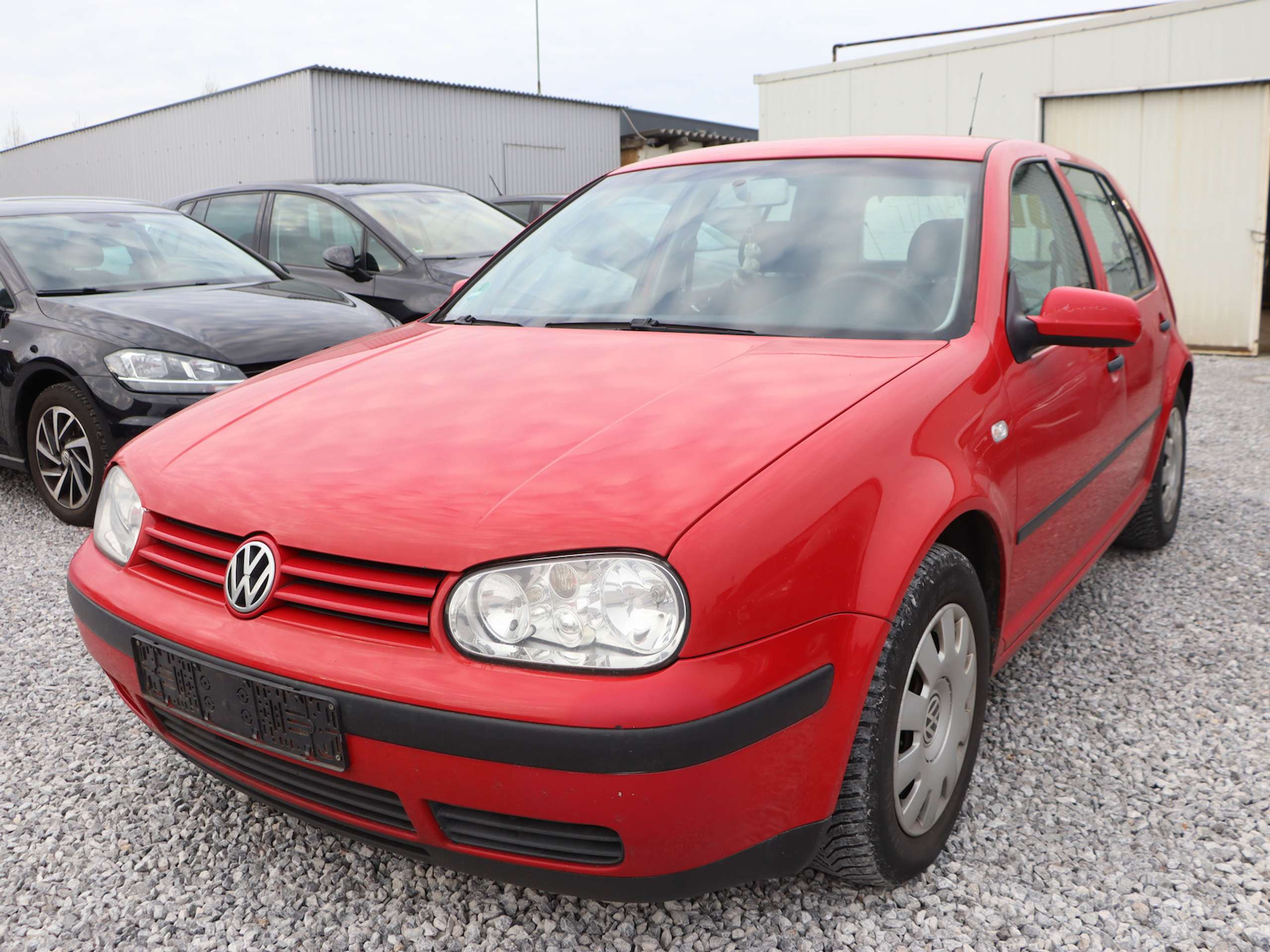 Volkswagen - Golf