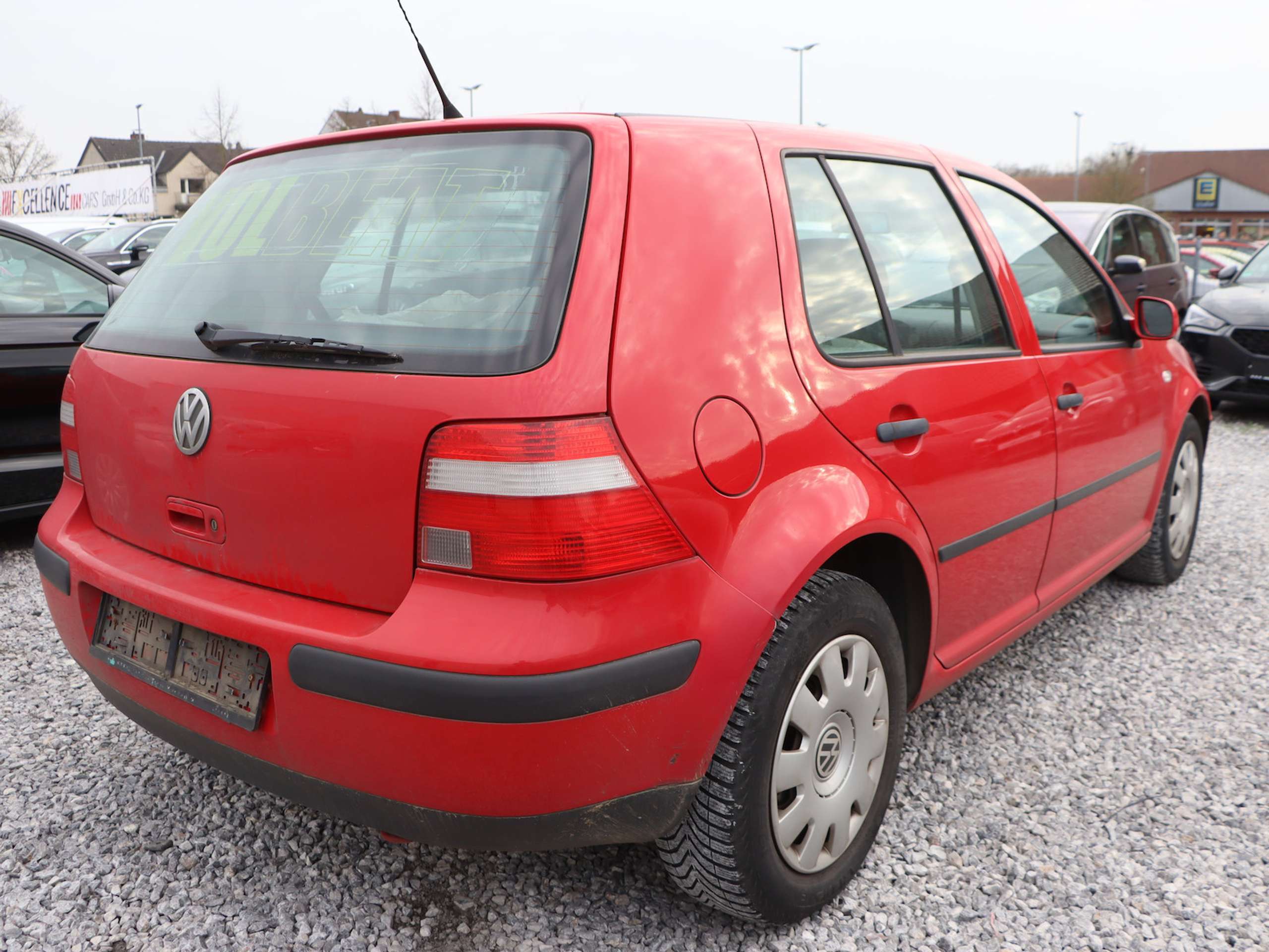 Volkswagen - Golf