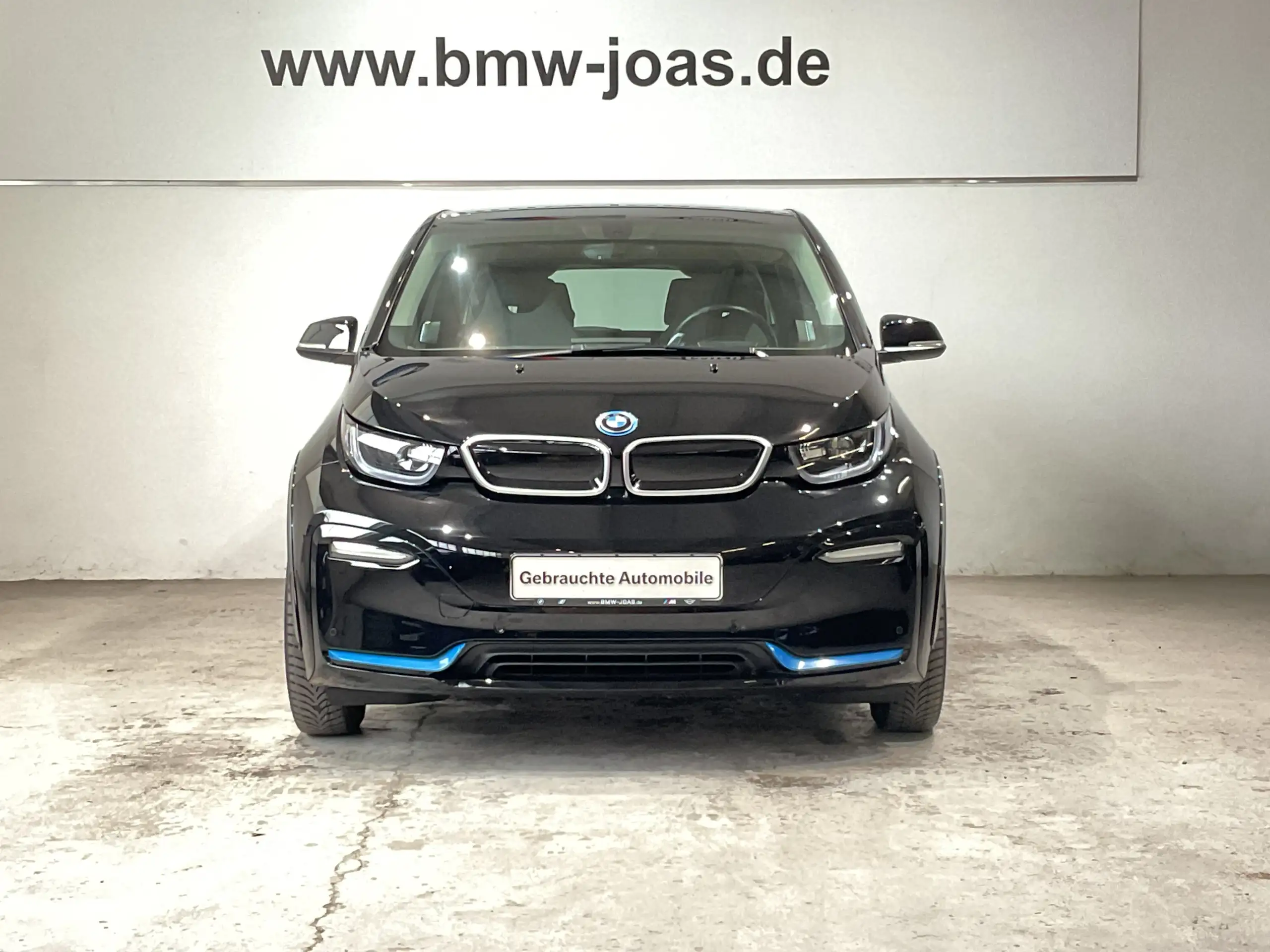 BMW - i3