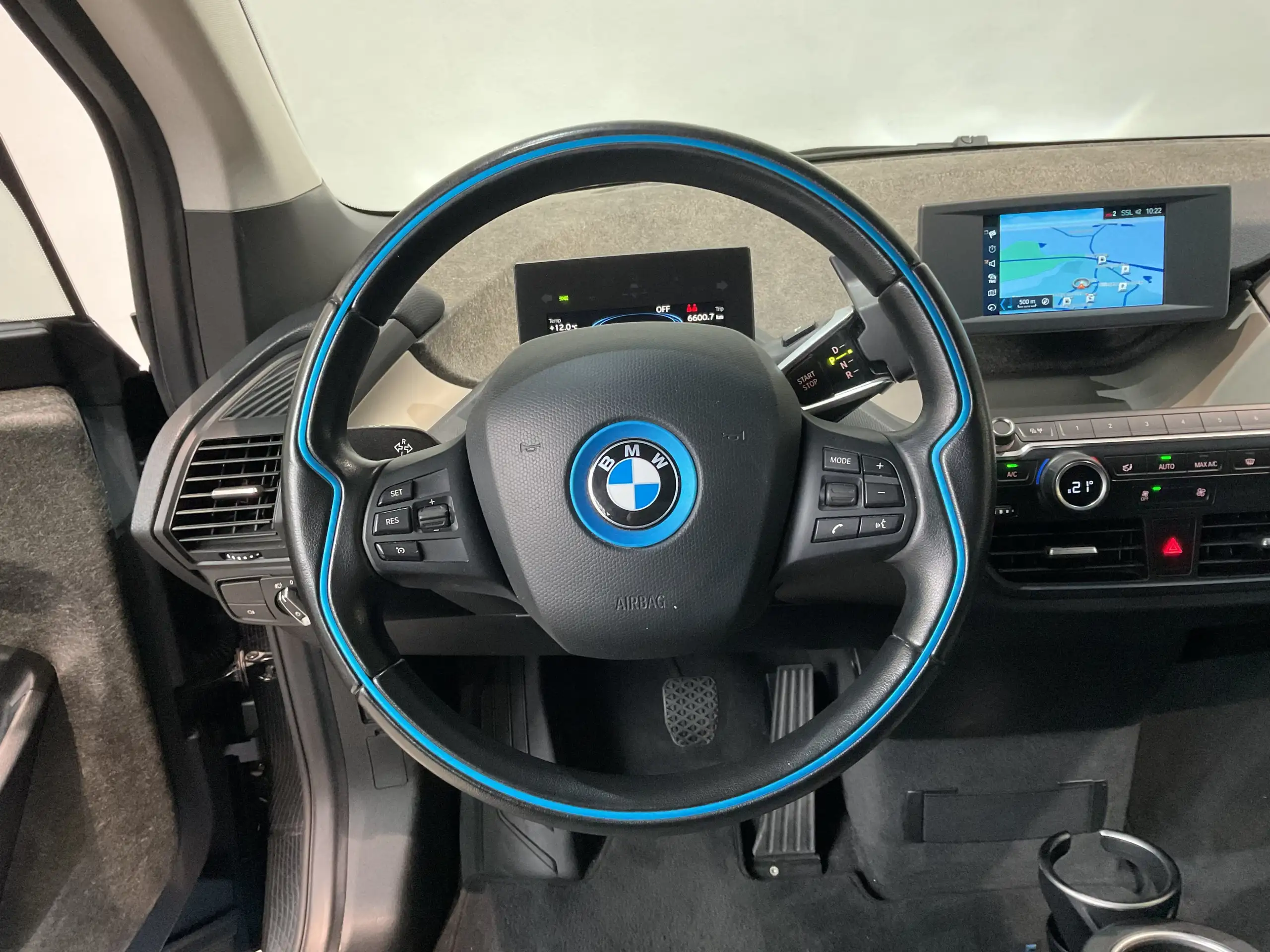 BMW - i3