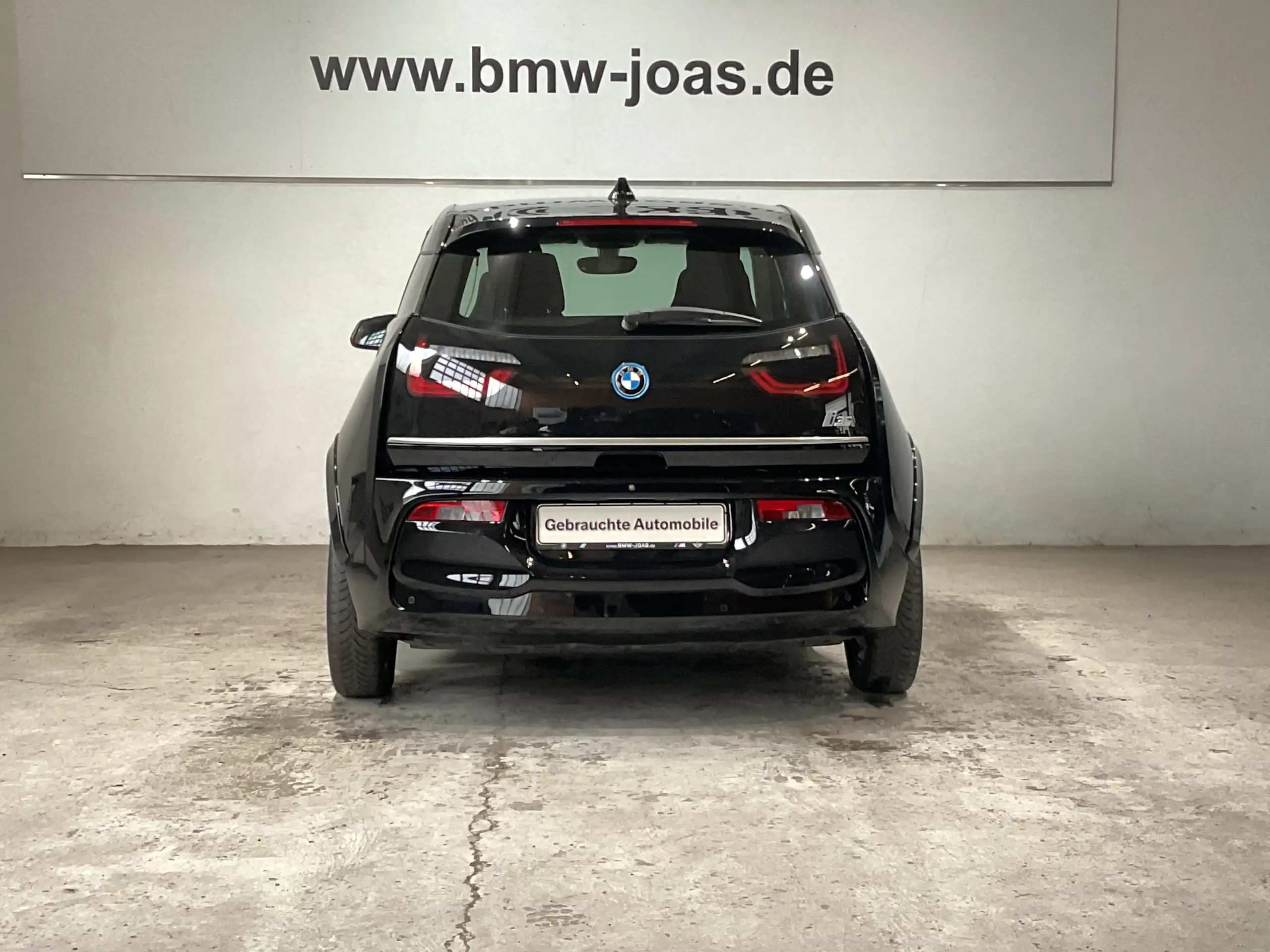 BMW - i3