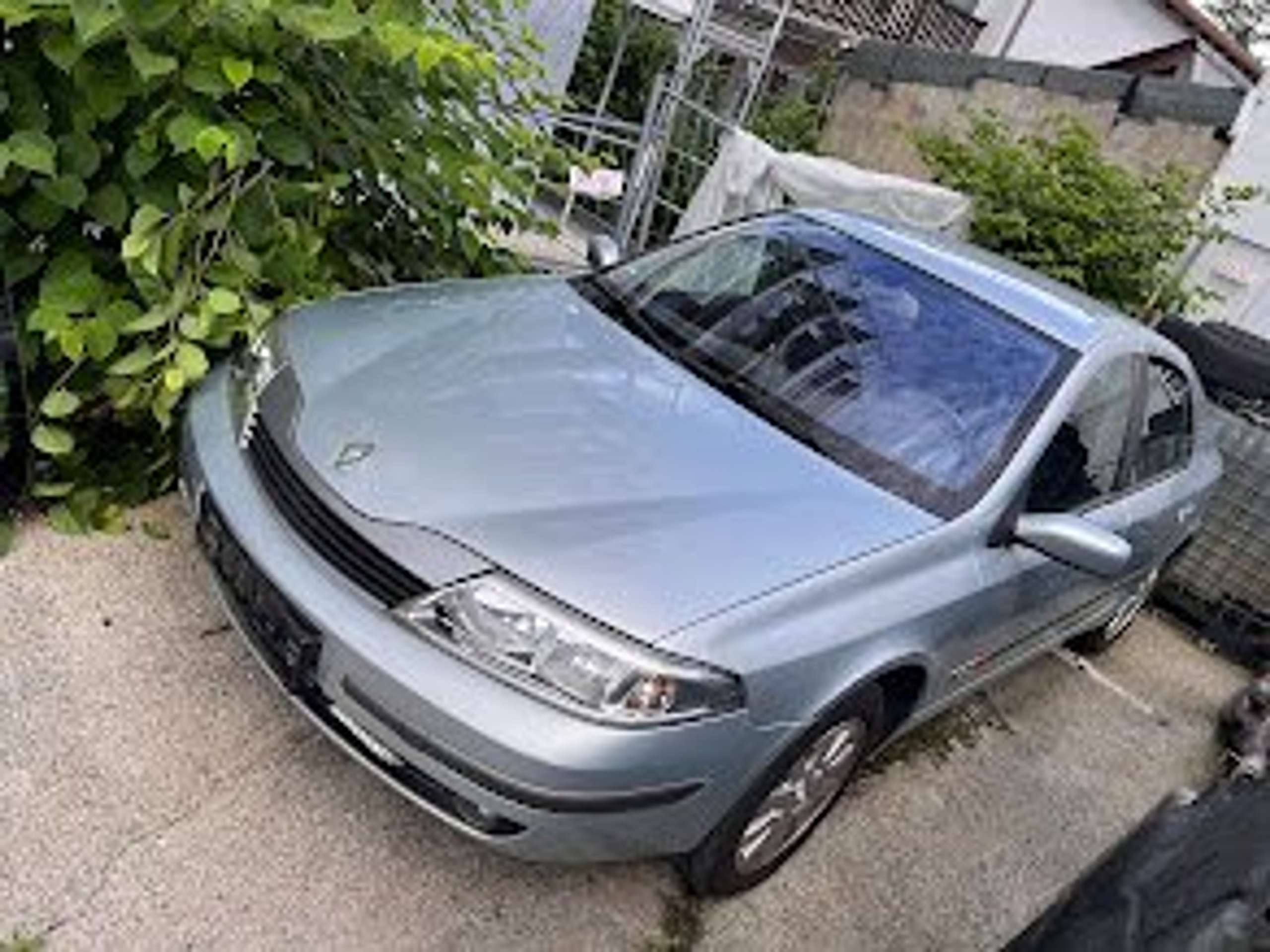 Renault - Laguna