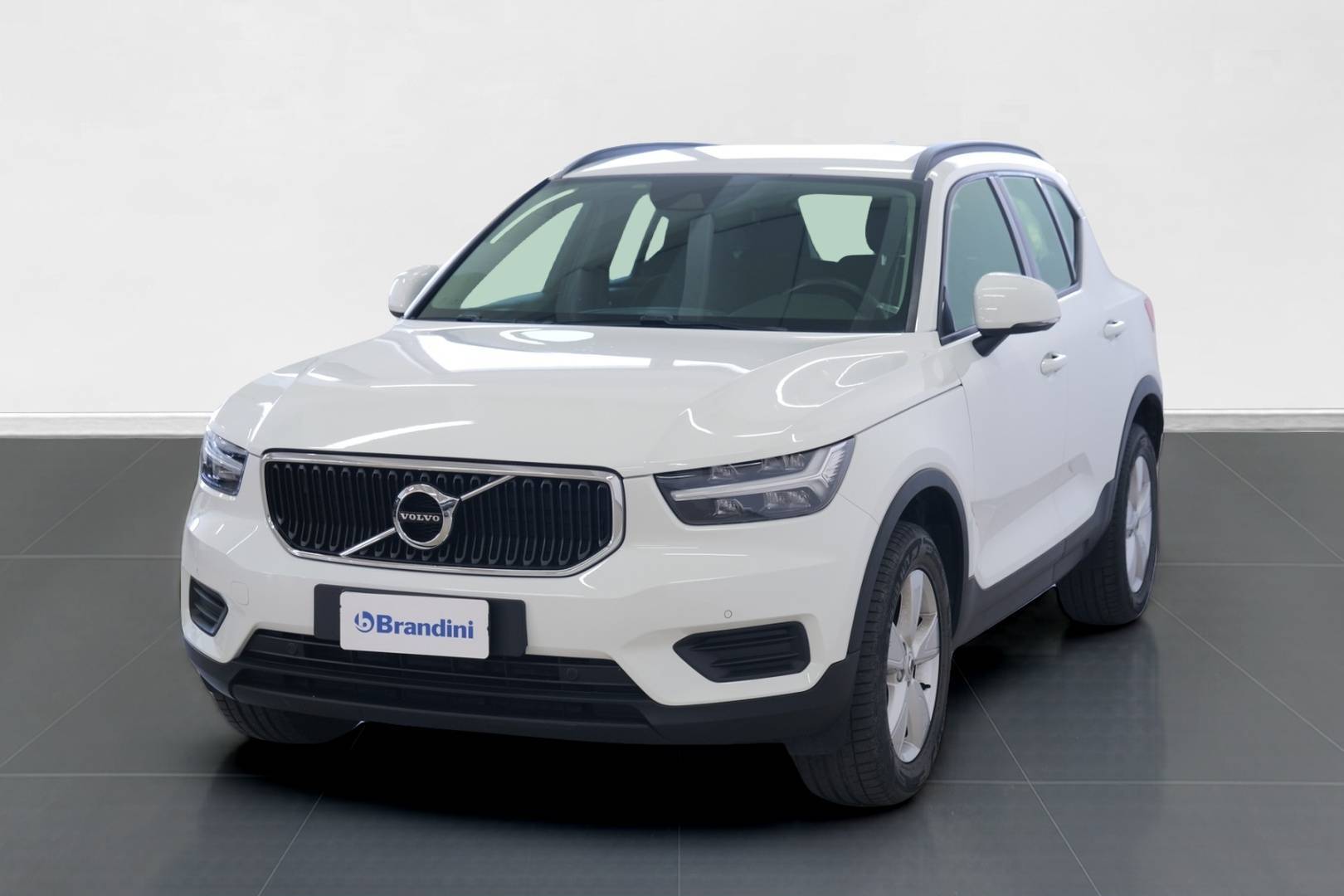 Volvo - XC40