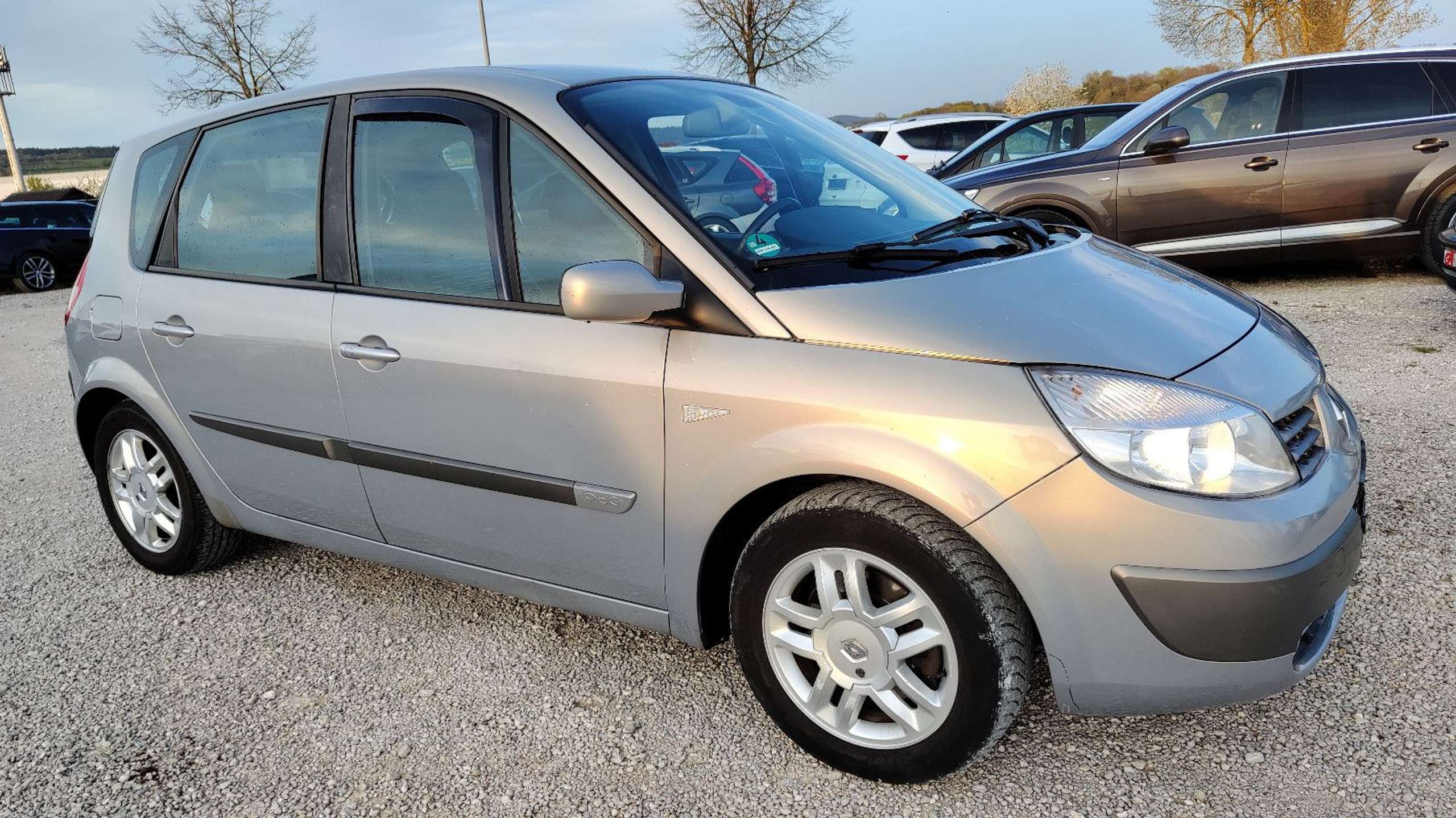 Renault - Scenic