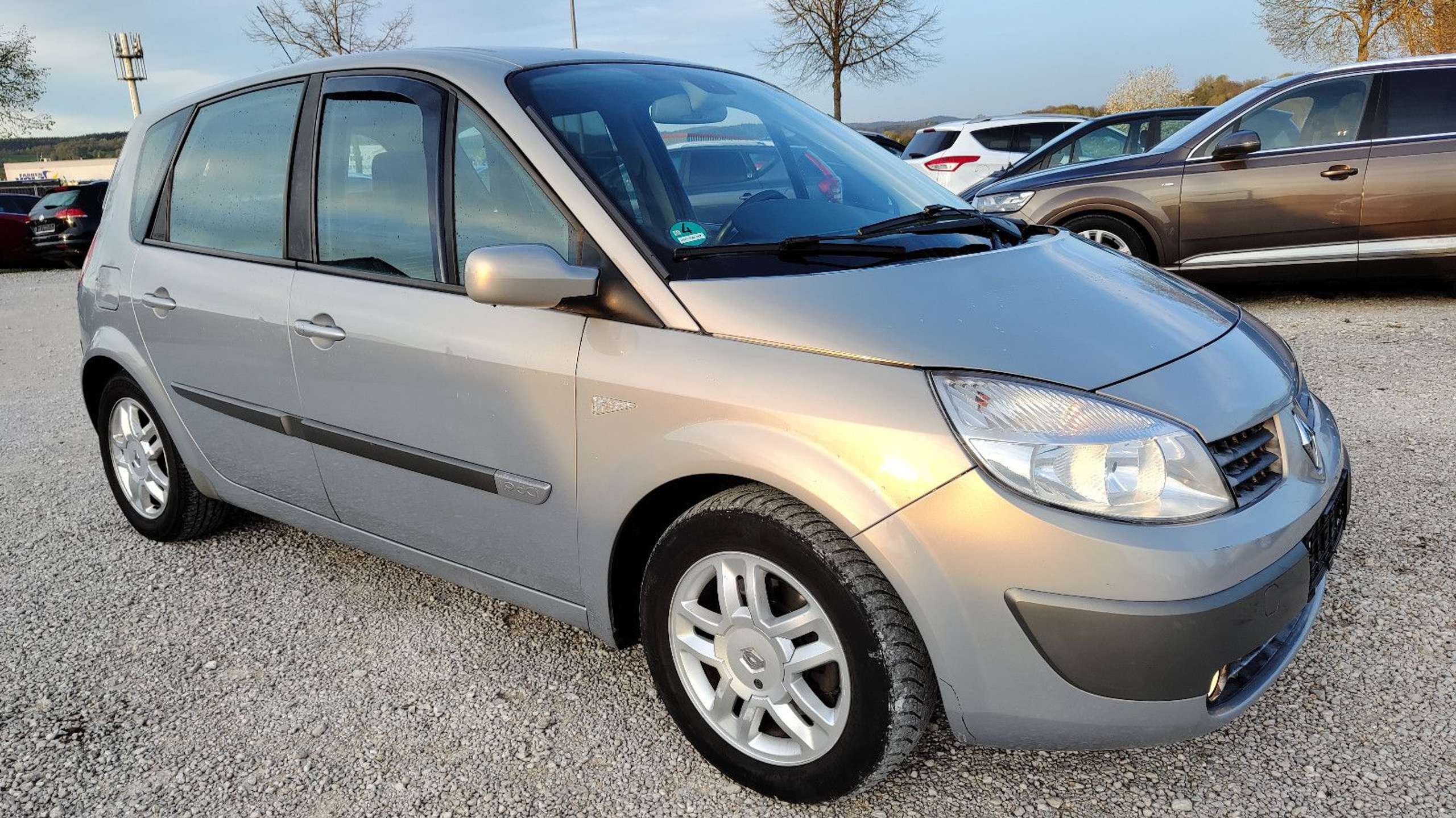 Renault - Scenic