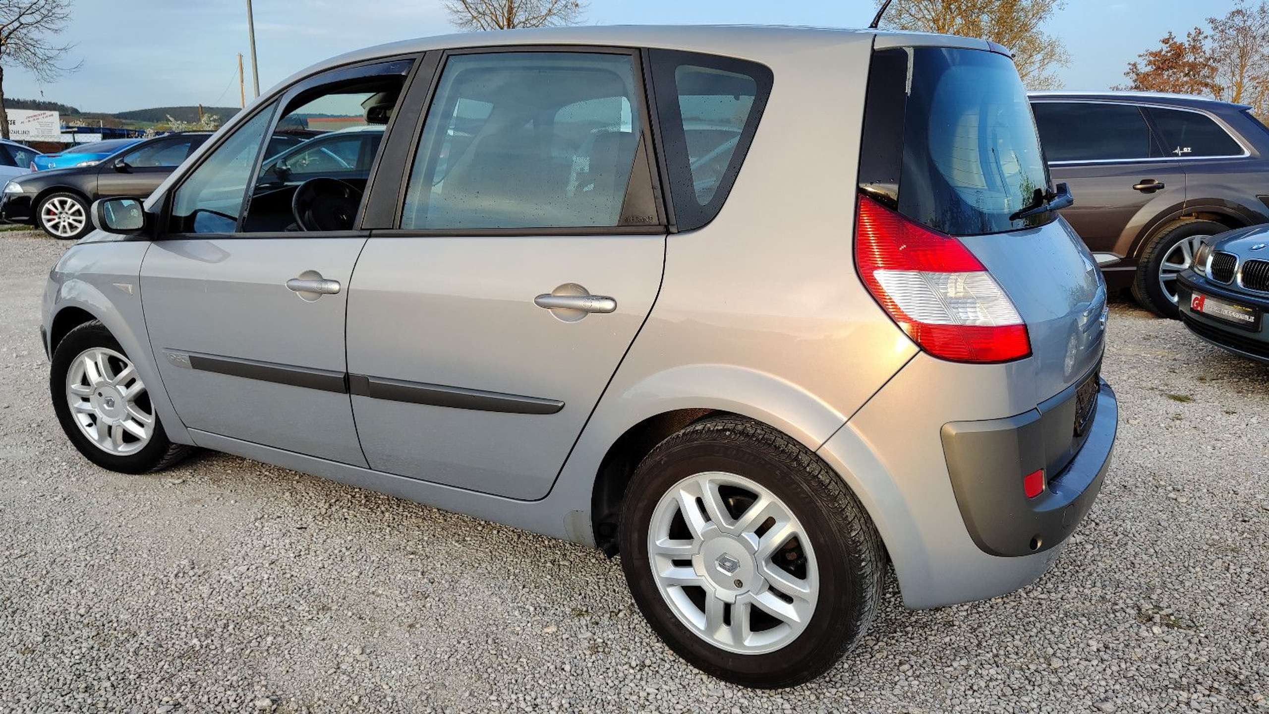 Renault - Scenic