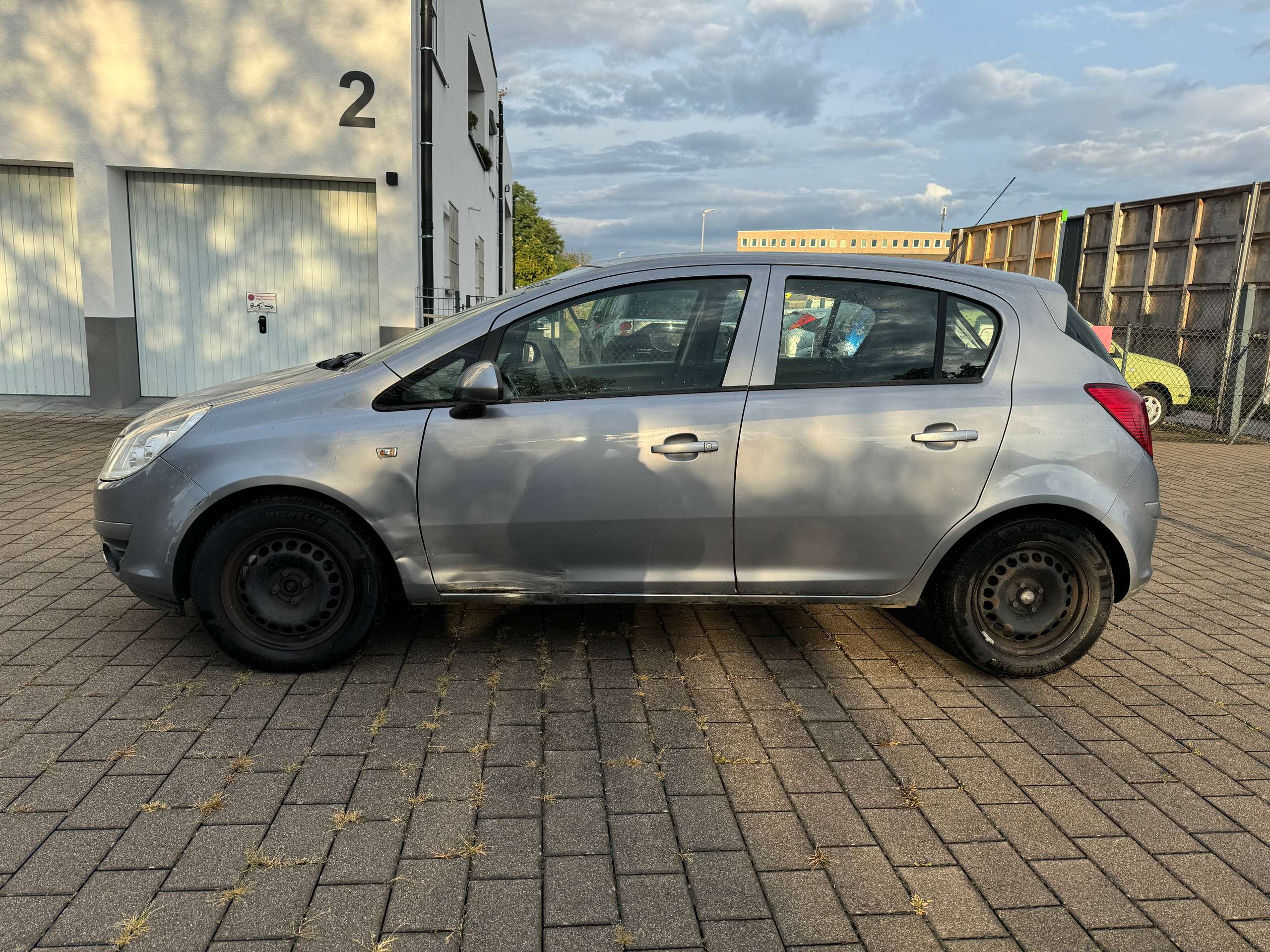 Opel - Corsa