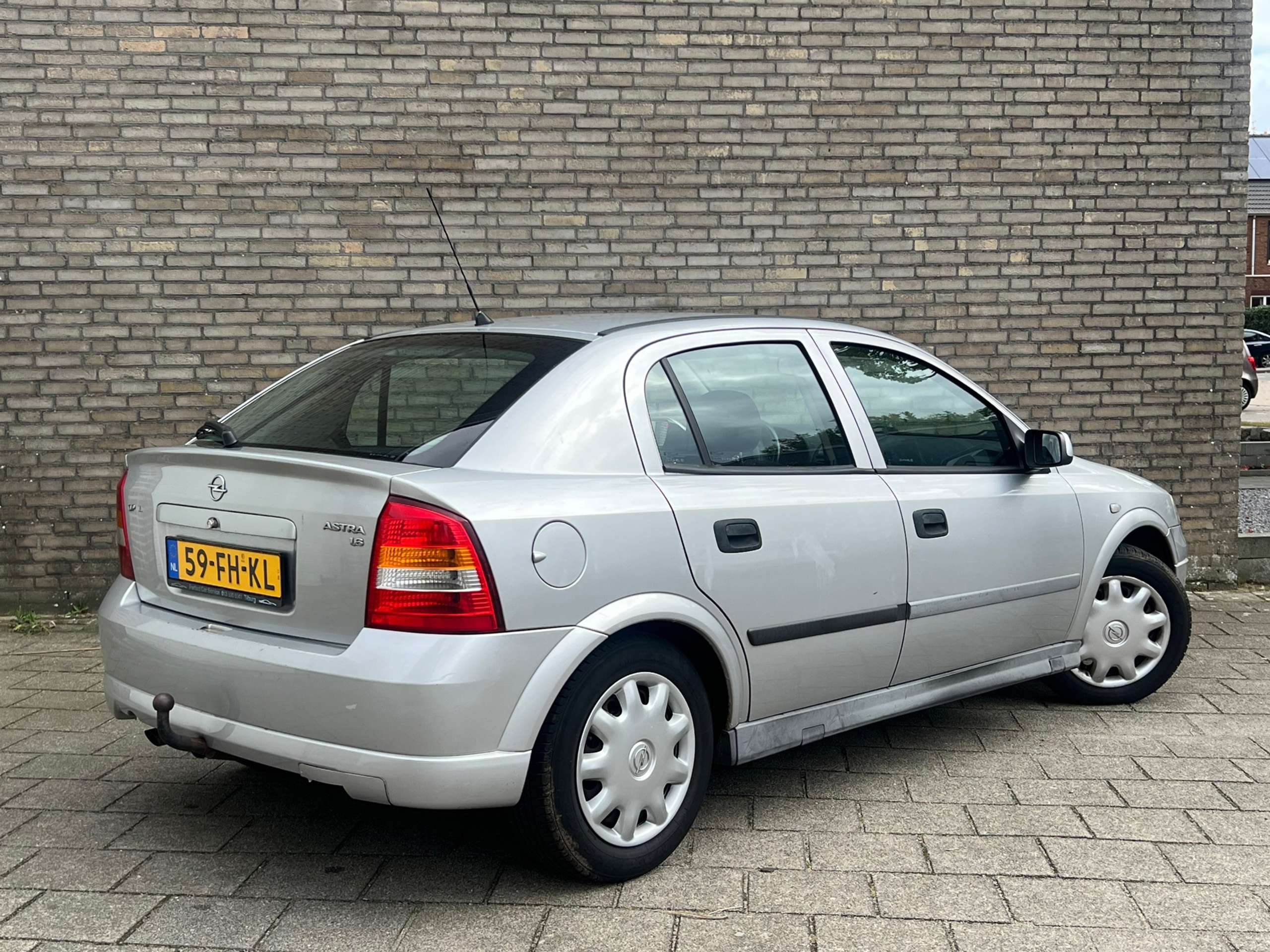 Opel - Astra