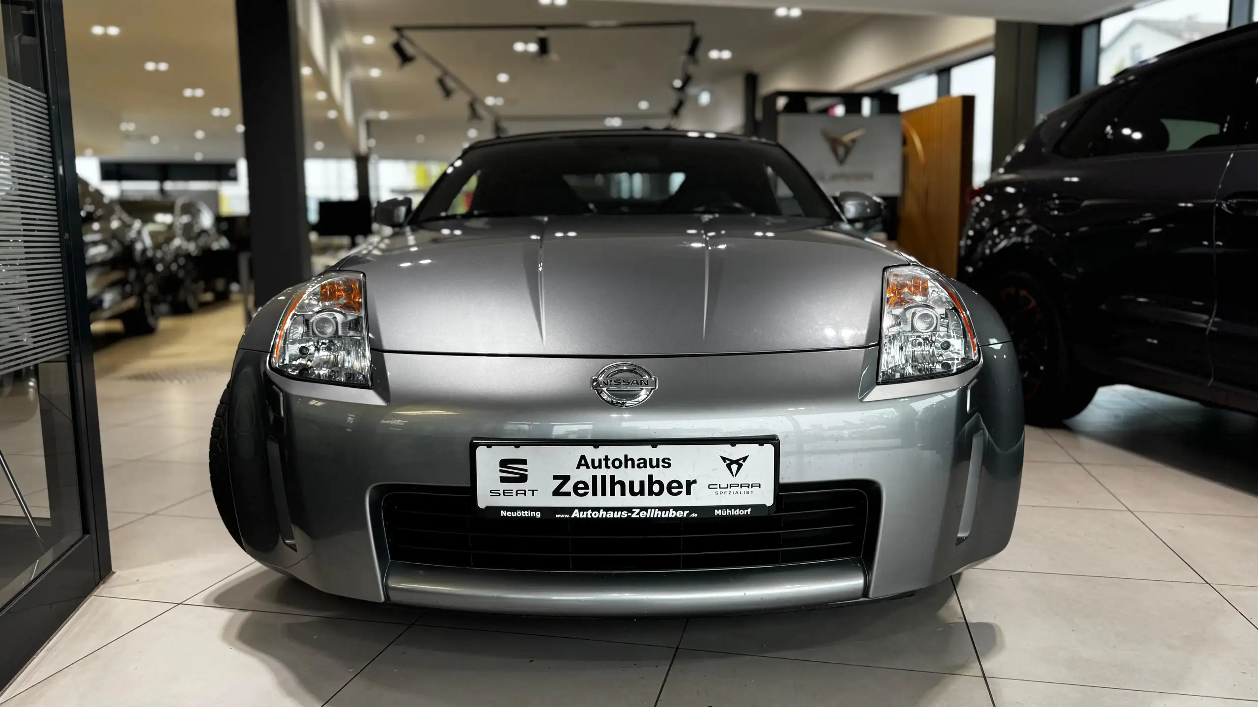 Nissan - 350Z