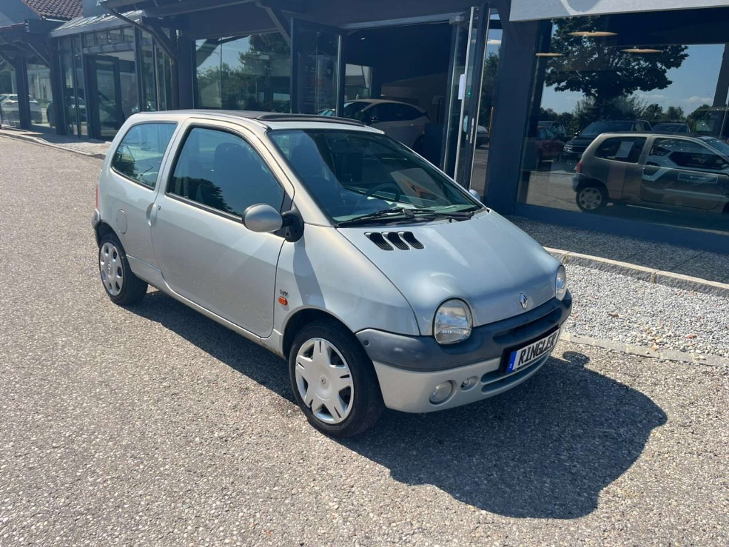 Renault - Twingo